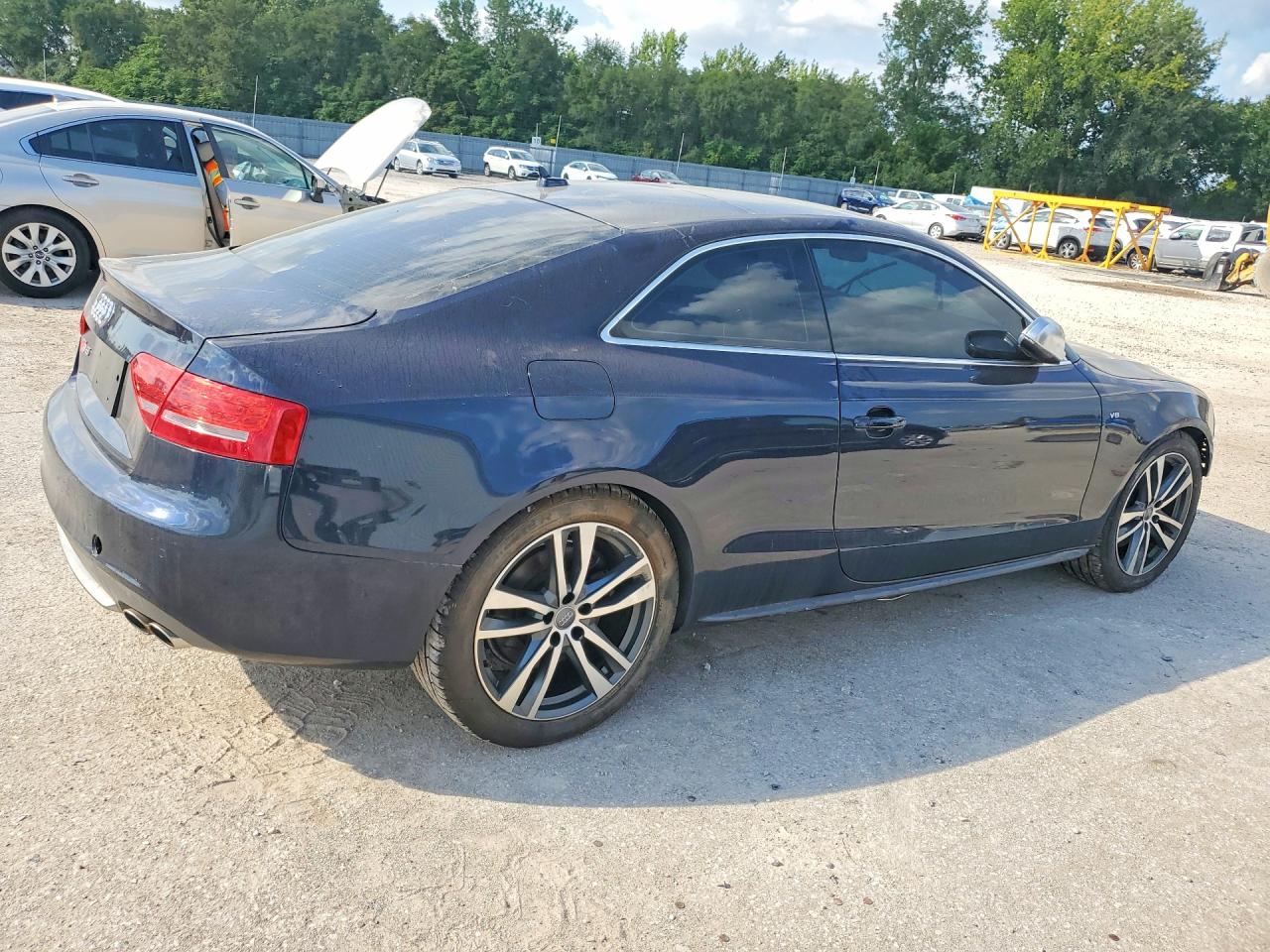2010 Audi S5 Quattro Prestige Черный vin: WAUGVAFR2AA053643