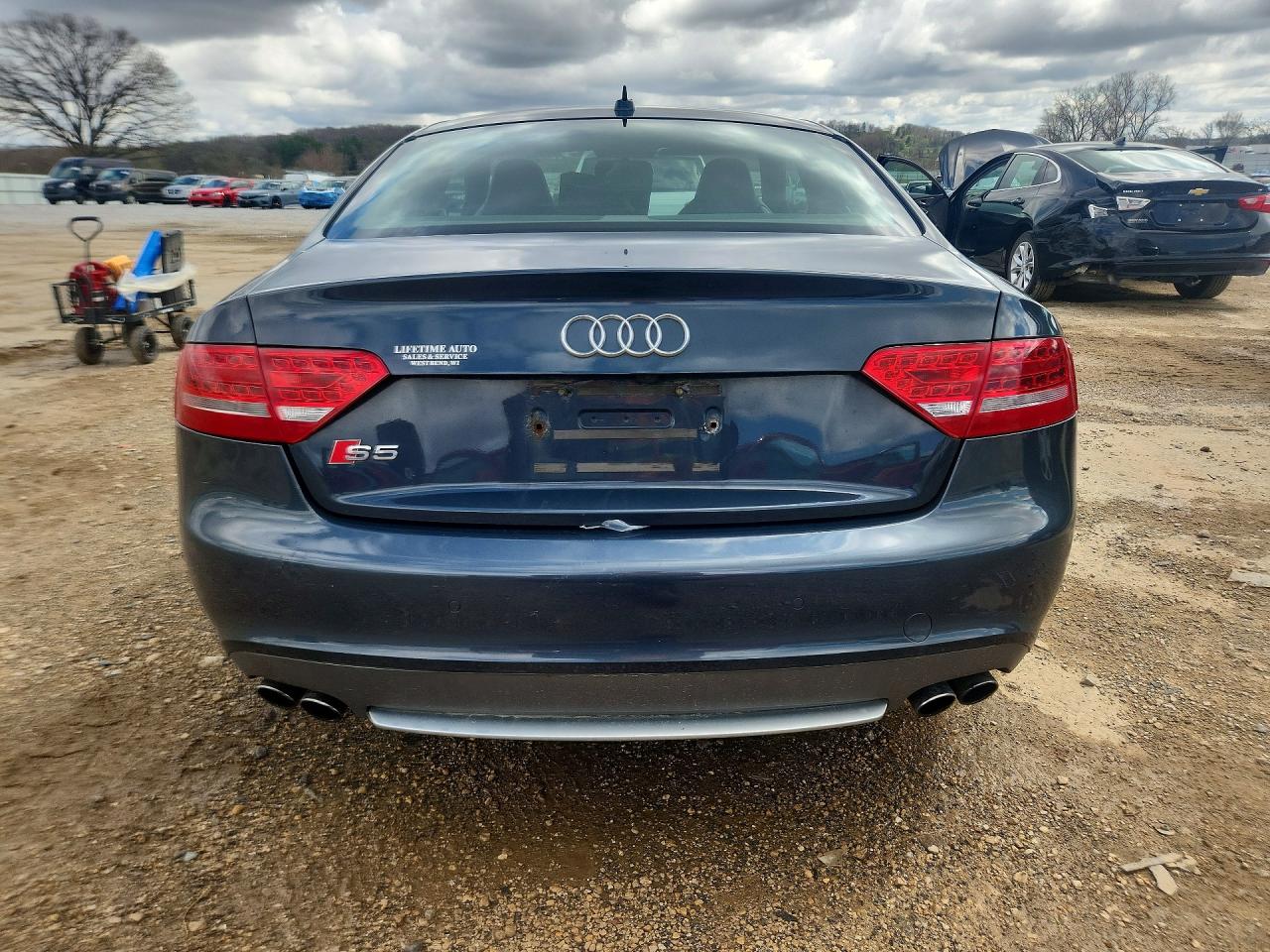 2011 Audi S5 Premium Plus Gray vin: WAUGVAFR6BA063125