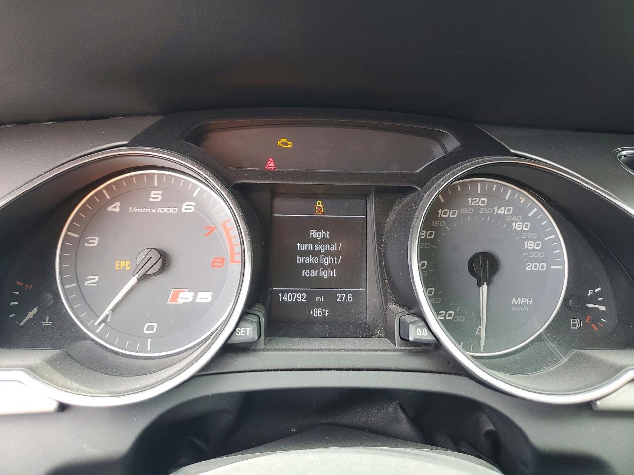 2010 Audi S5 Premium Plus Синий vin: WAUGVAFR8AA083973