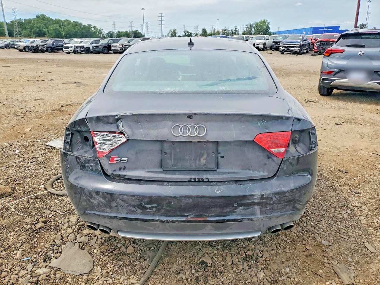 2010 Audi S5 Premium Plus Синий vin: WAUGVAFR8AA083973