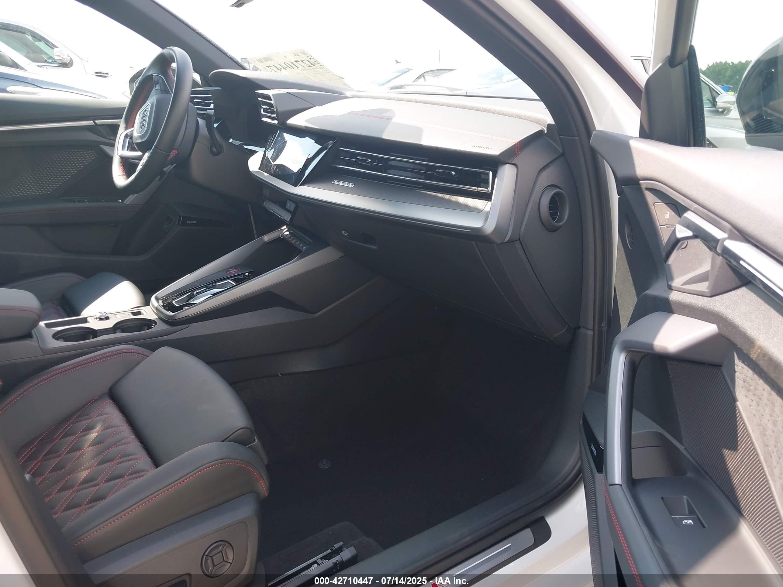 2025 Audi S3 Premium Plus Tfsi Quattro S Tronic Red vin: WAUH5DGY8SA052705