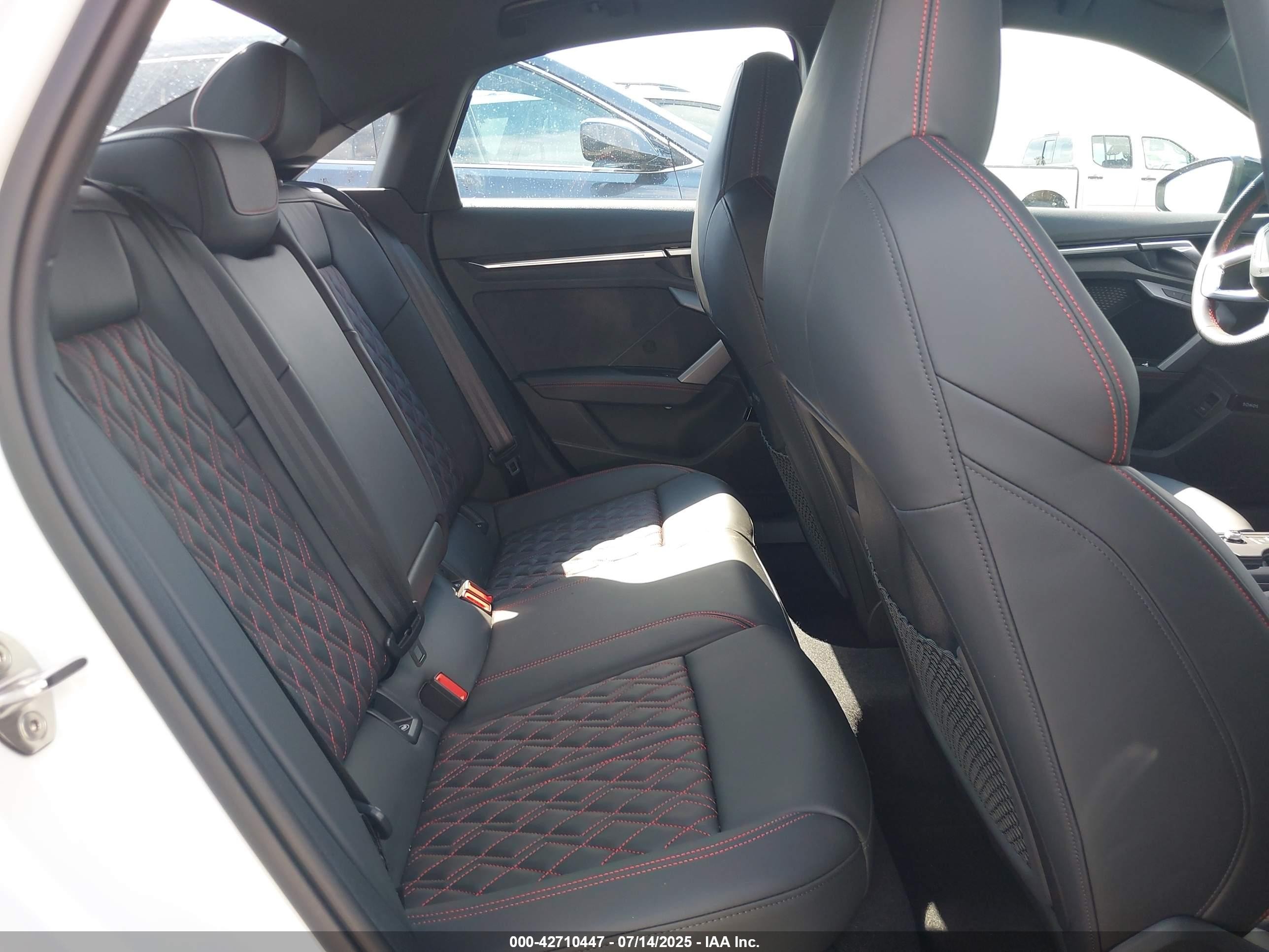 2025 Audi S3 Premium Plus Tfsi Quattro S Tronic Red vin: WAUH5DGY8SA052705