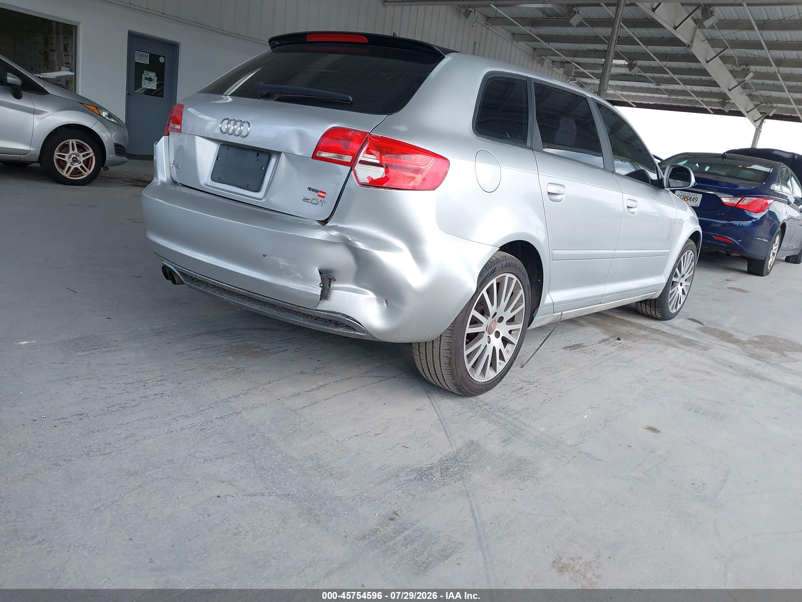2009 Audi A3 2.0t Silver vin: WAUHE78P89A137626