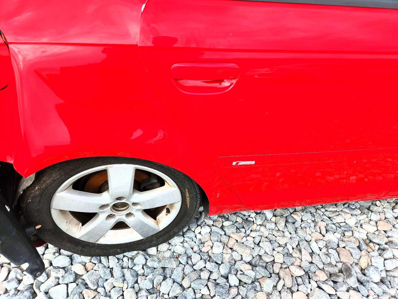 2008 Audi A3 2.0 Red vin: WAUHF78P98A075293