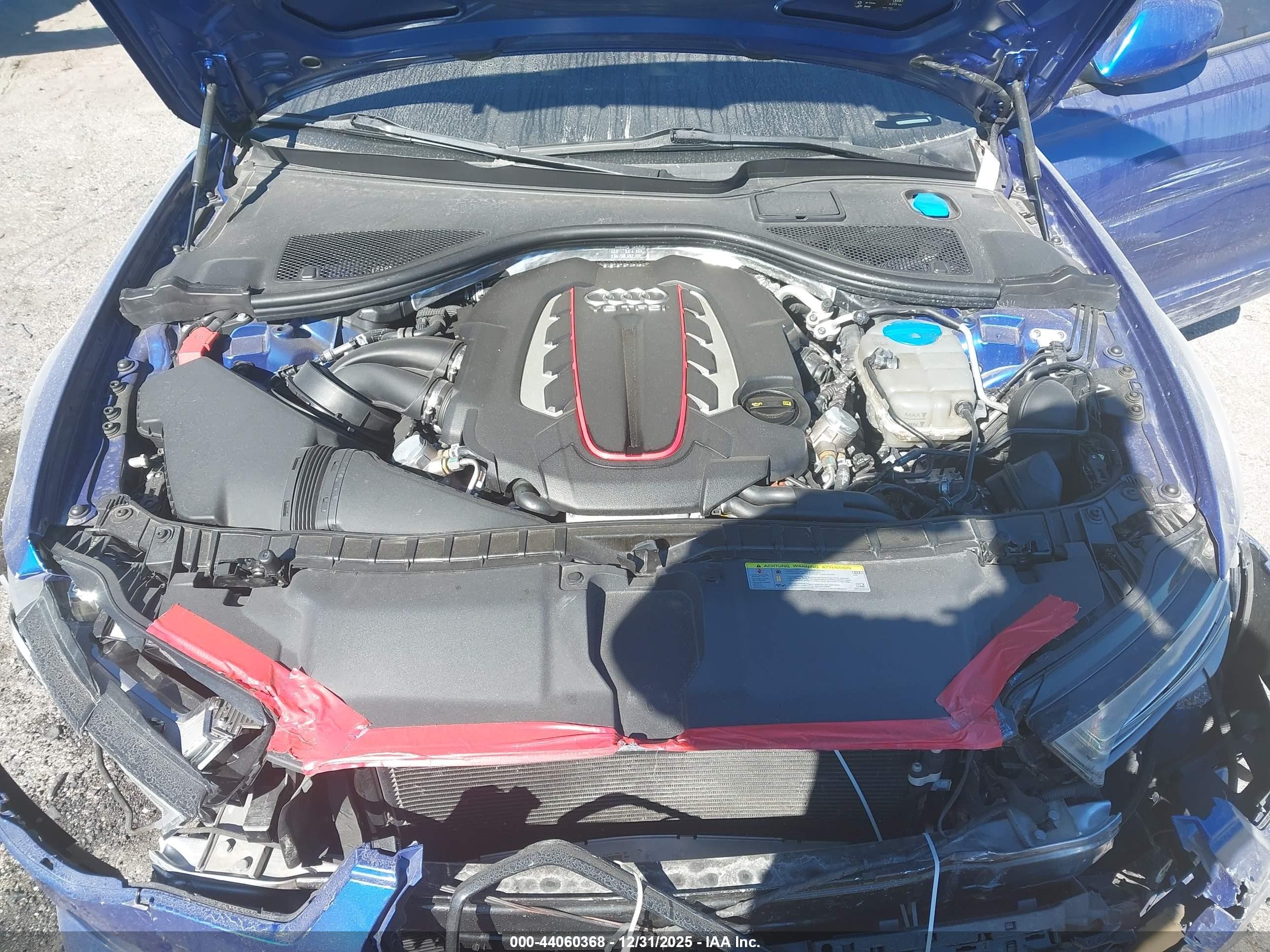 2018 Audi S6 4.0t Premium Plus Синий vin: WAUHFAFC4JN086584