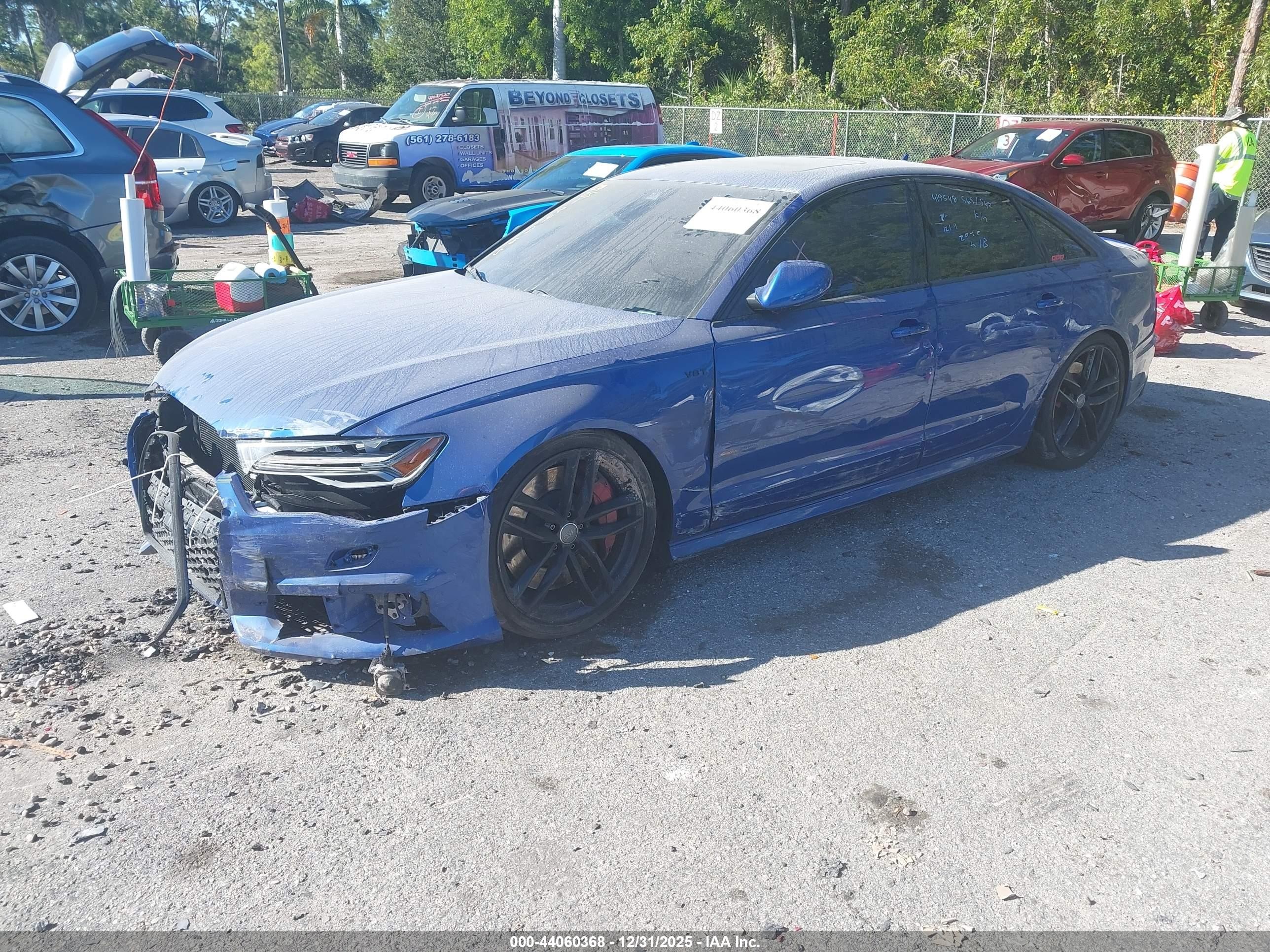 2018 Audi S6 4.0t Premium Plus Синий vin: WAUHFAFC4JN086584