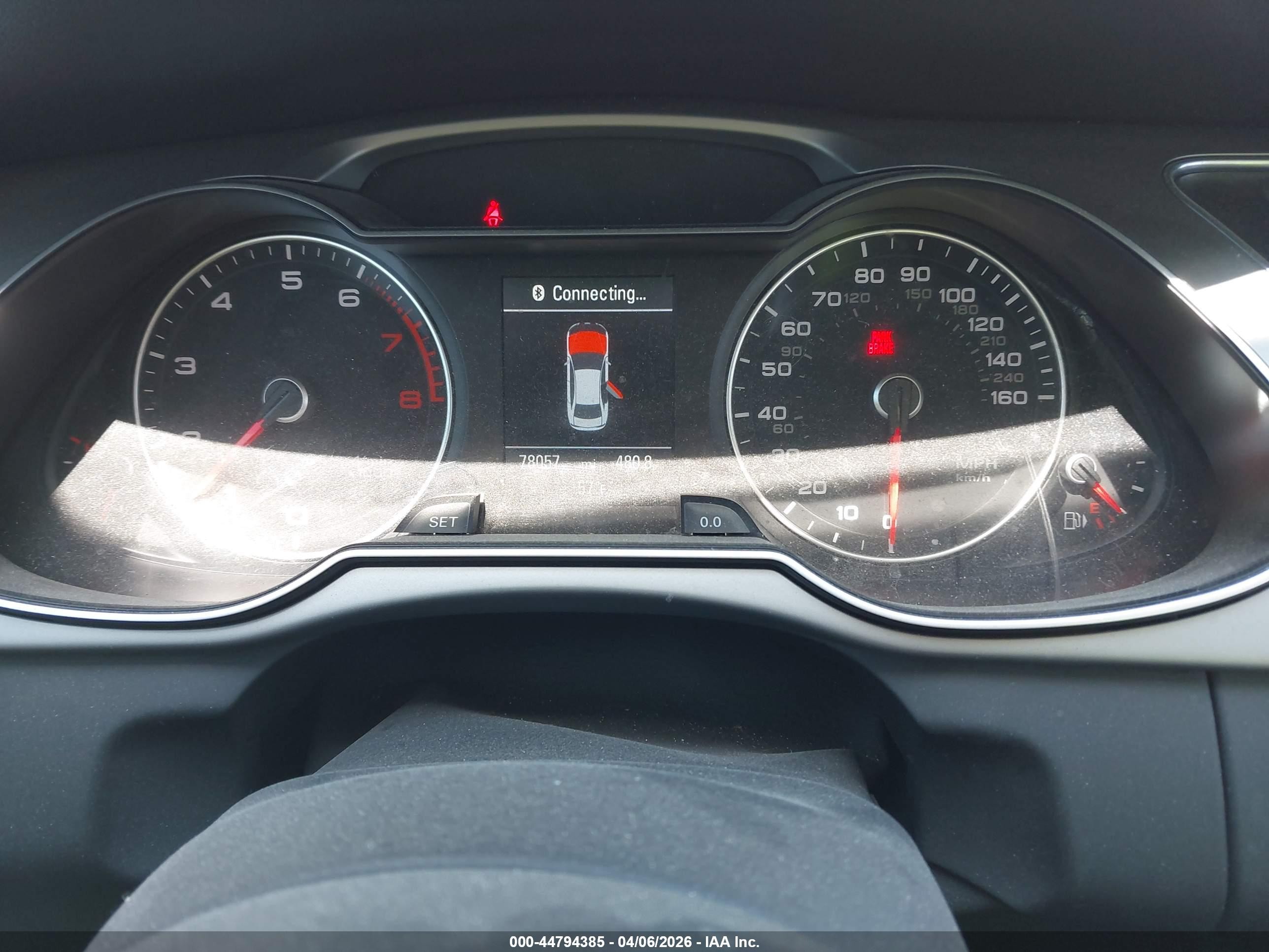 2015 Audi A4 2.0t Premium White vin: WAUHFAFL2FN014497