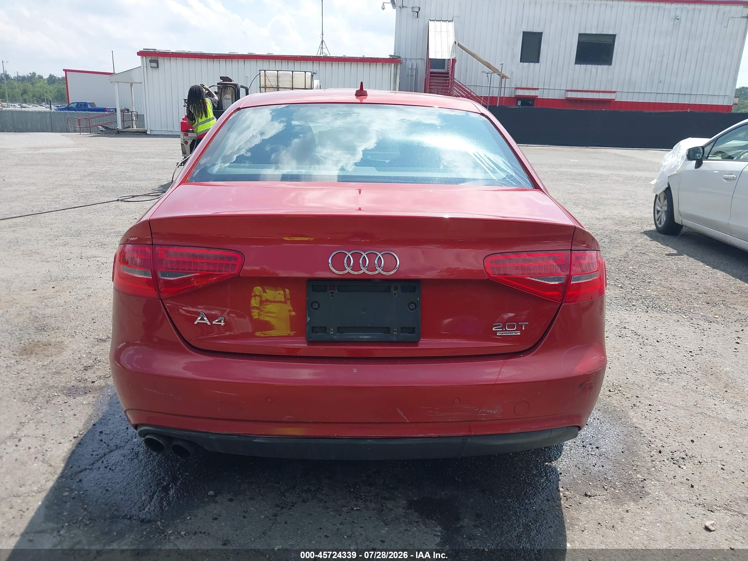 2013 Audi A4 2.0t Premium Оранжевый vin: WAUHFAFL4DA170027