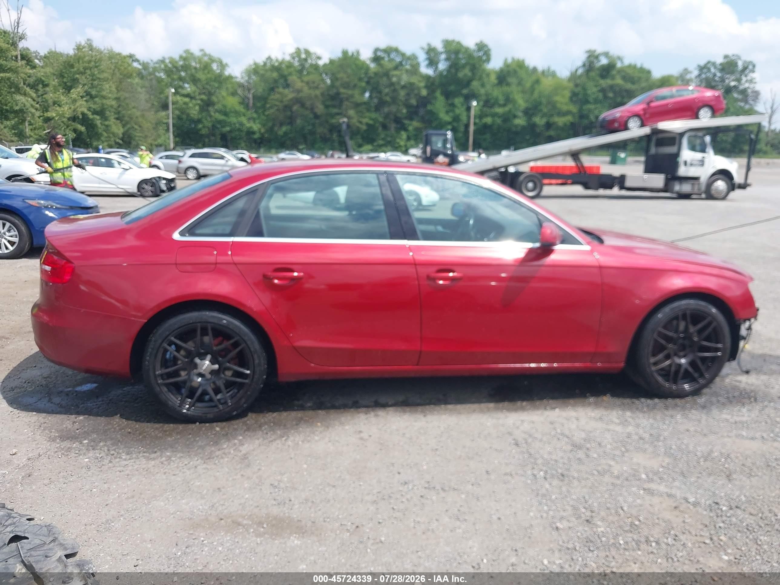 2013 Audi A4 2.0t Premium Оранжевый vin: WAUHFAFL4DA170027