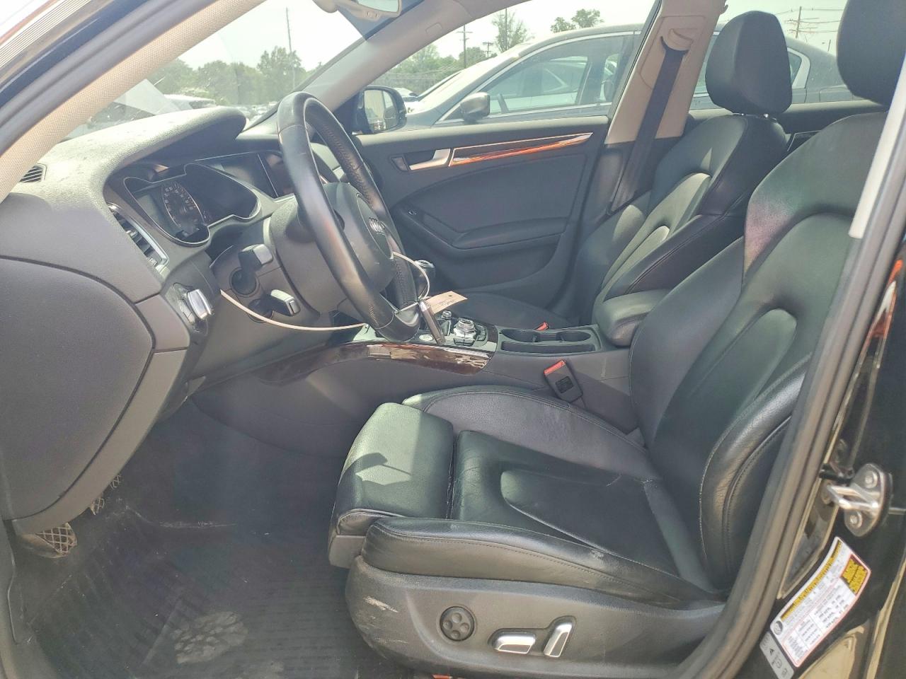 2015 Audi A4 Premium Plus Черный vin: WAUHFAFL5FN001467