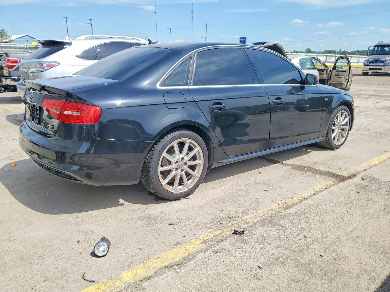 2015 Audi A4 Premium Plus Черный vin: WAUHFAFL5FN001467