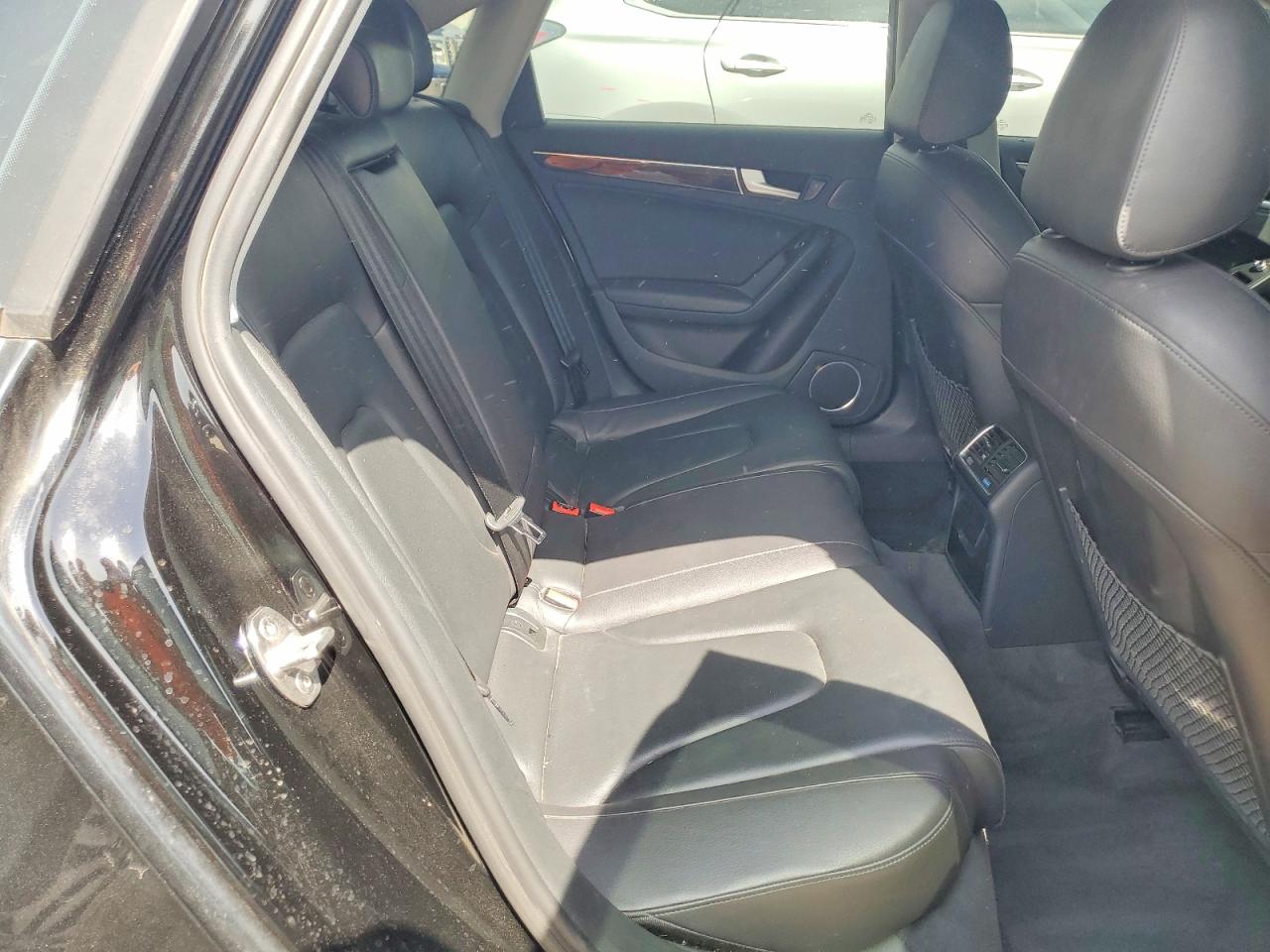 2015 Audi A4 Premium Plus Черный vin: WAUHFAFL5FN001467