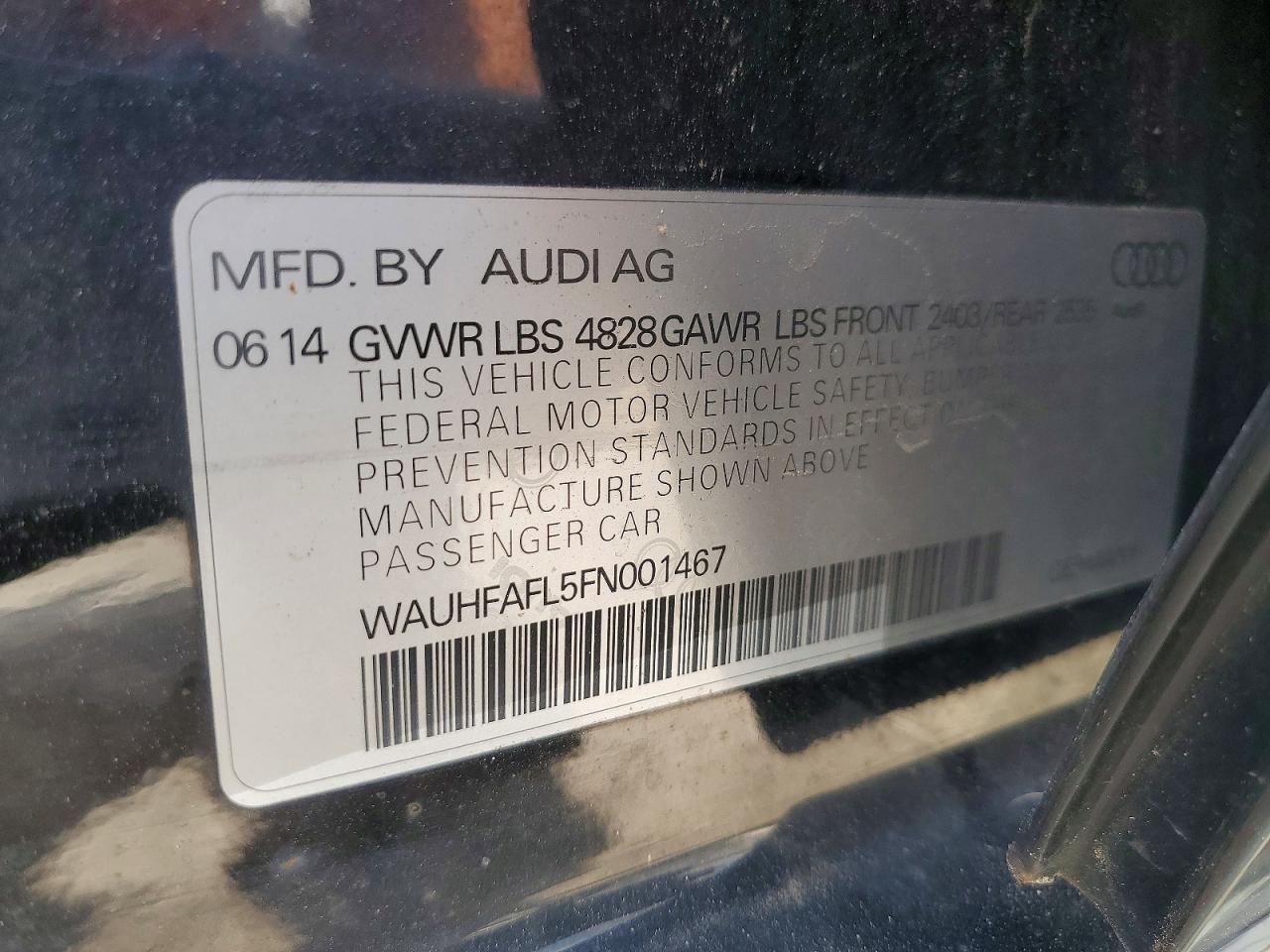 2015 Audi A4 Premium Plus Черный vin: WAUHFAFL5FN001467