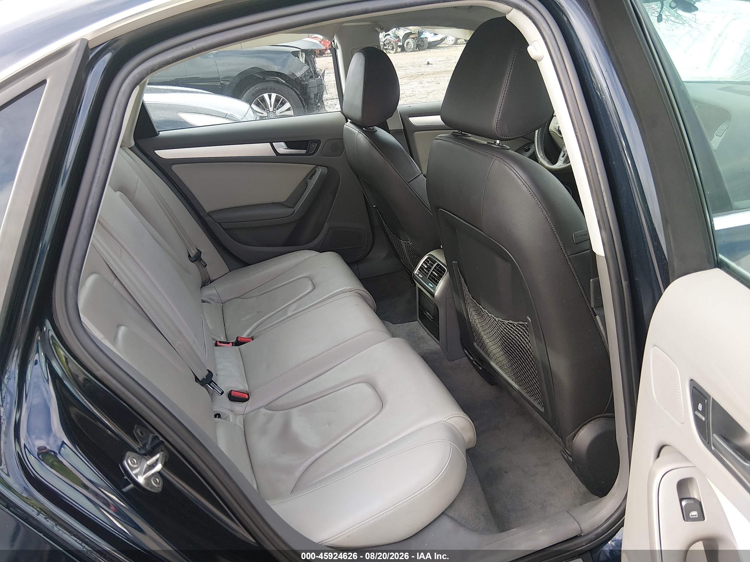 2011 Audi A4 2.0t Premium Синий vin: WAUHFAFL6BN018854