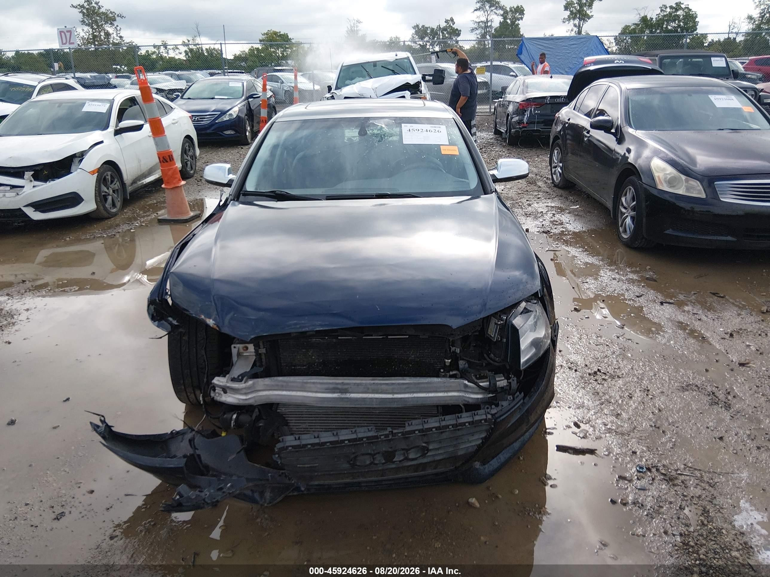 2011 Audi A4 2.0t Premium Синий vin: WAUHFAFL6BN018854
