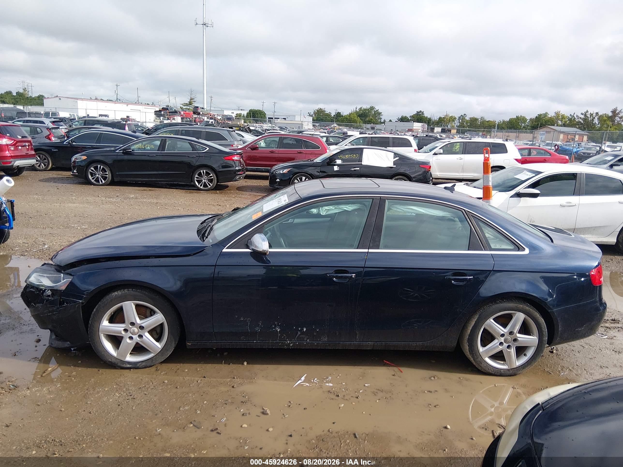 2011 Audi A4 2.0t Premium Синий vin: WAUHFAFL6BN018854