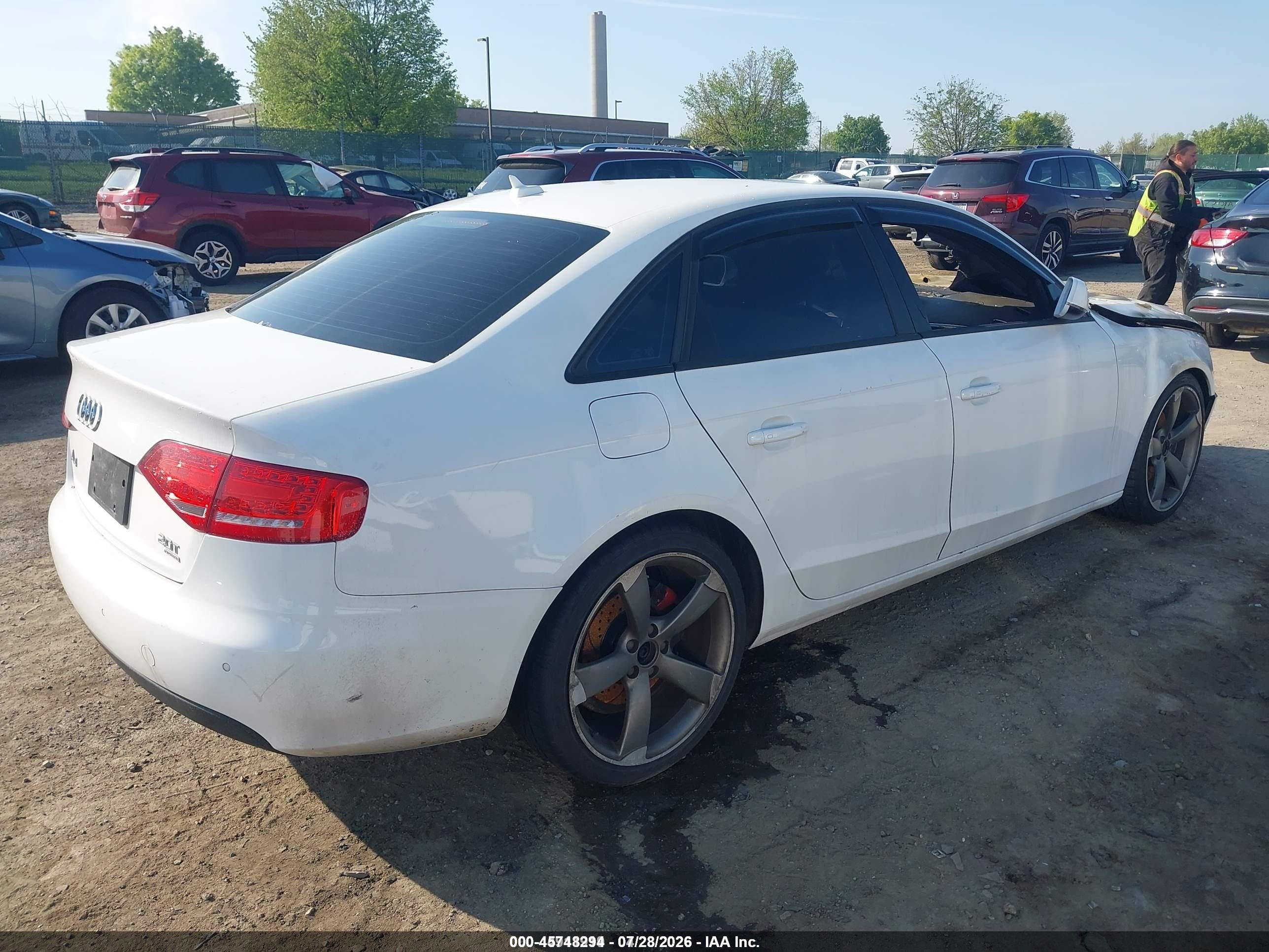 2011 Audi A4 2.0t Premium White vin: WAUHFAFL7BN018068
