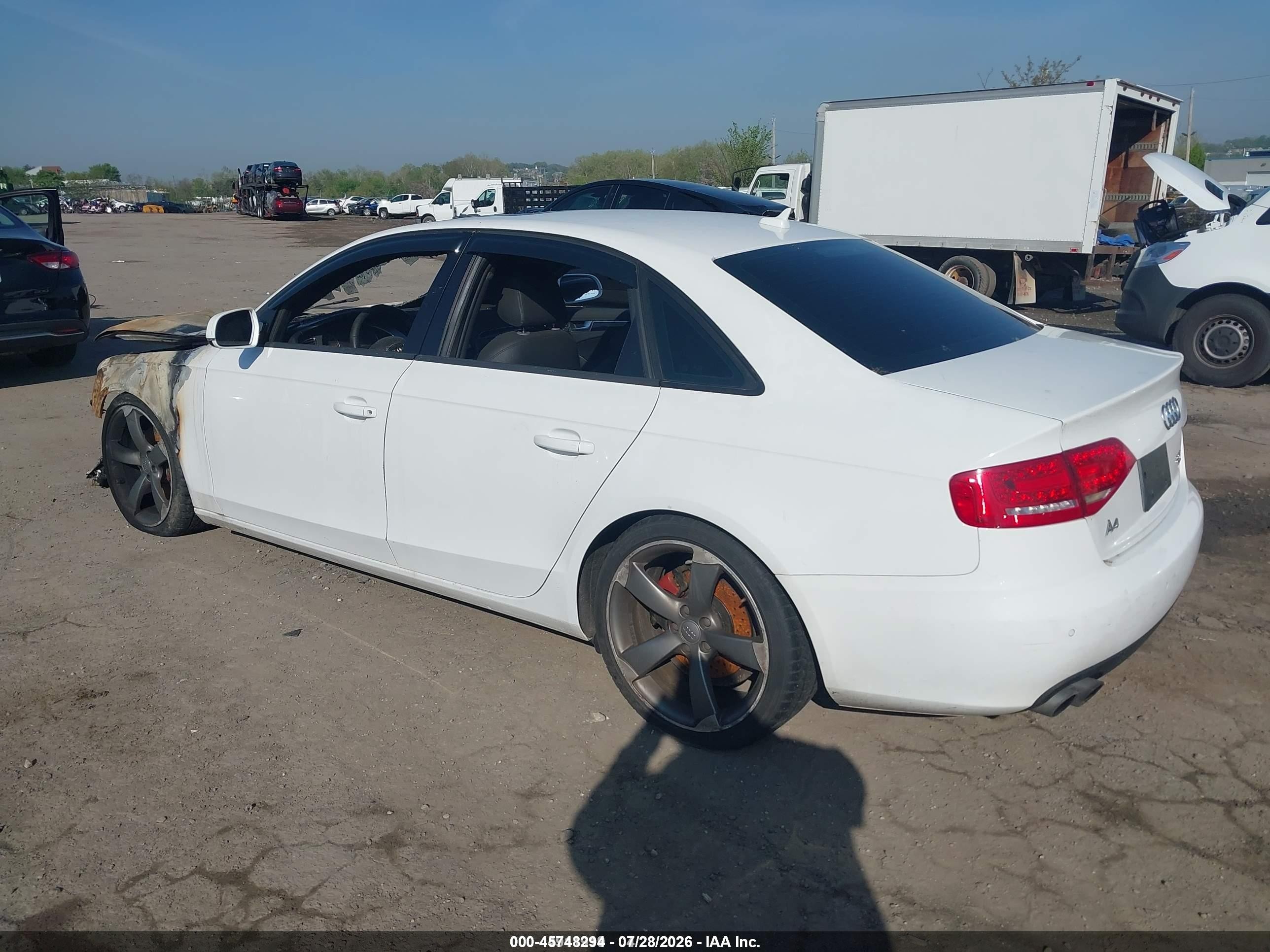 2011 Audi A4 2.0t Premium White vin: WAUHFAFL7BN018068