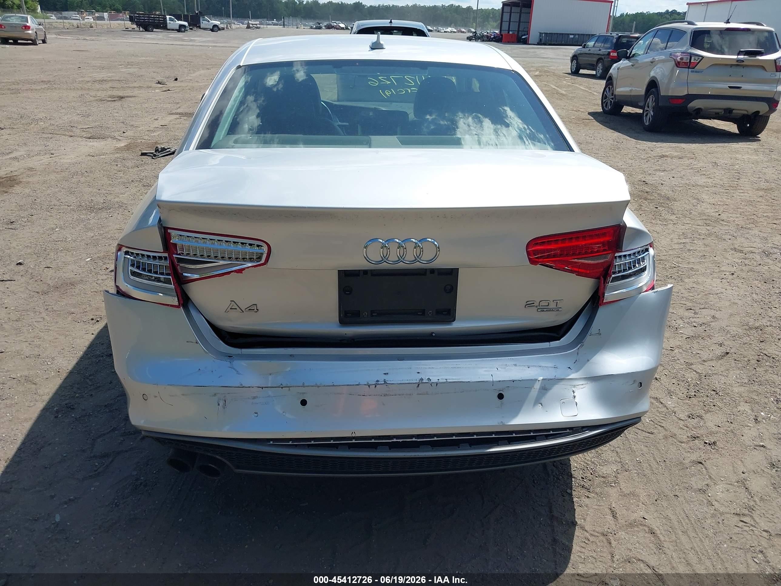 2014 Audi A4 2.0t Premium Silver vin: WAUHFAFL8EN019055