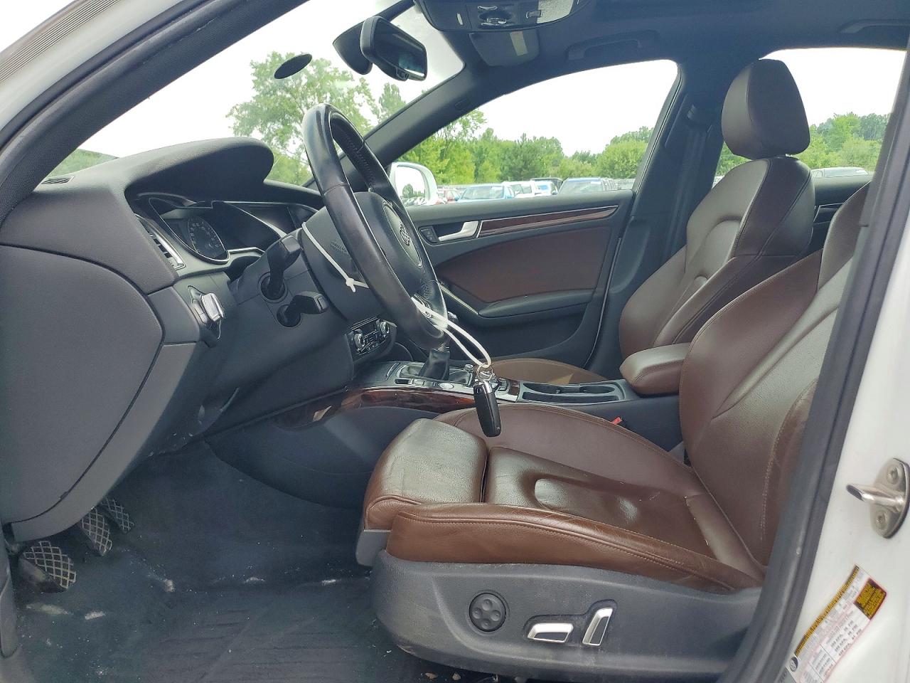 2014 Audi A4 Premium Plus White vin: WAUHFAFLXEA040741