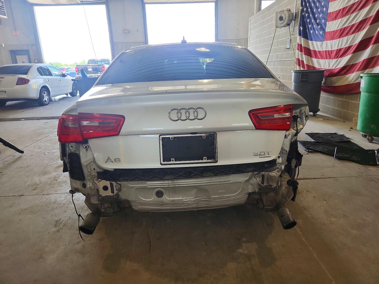 2012 Audi A6 Prestige Silver vin: WAUHGAFC1CN146885