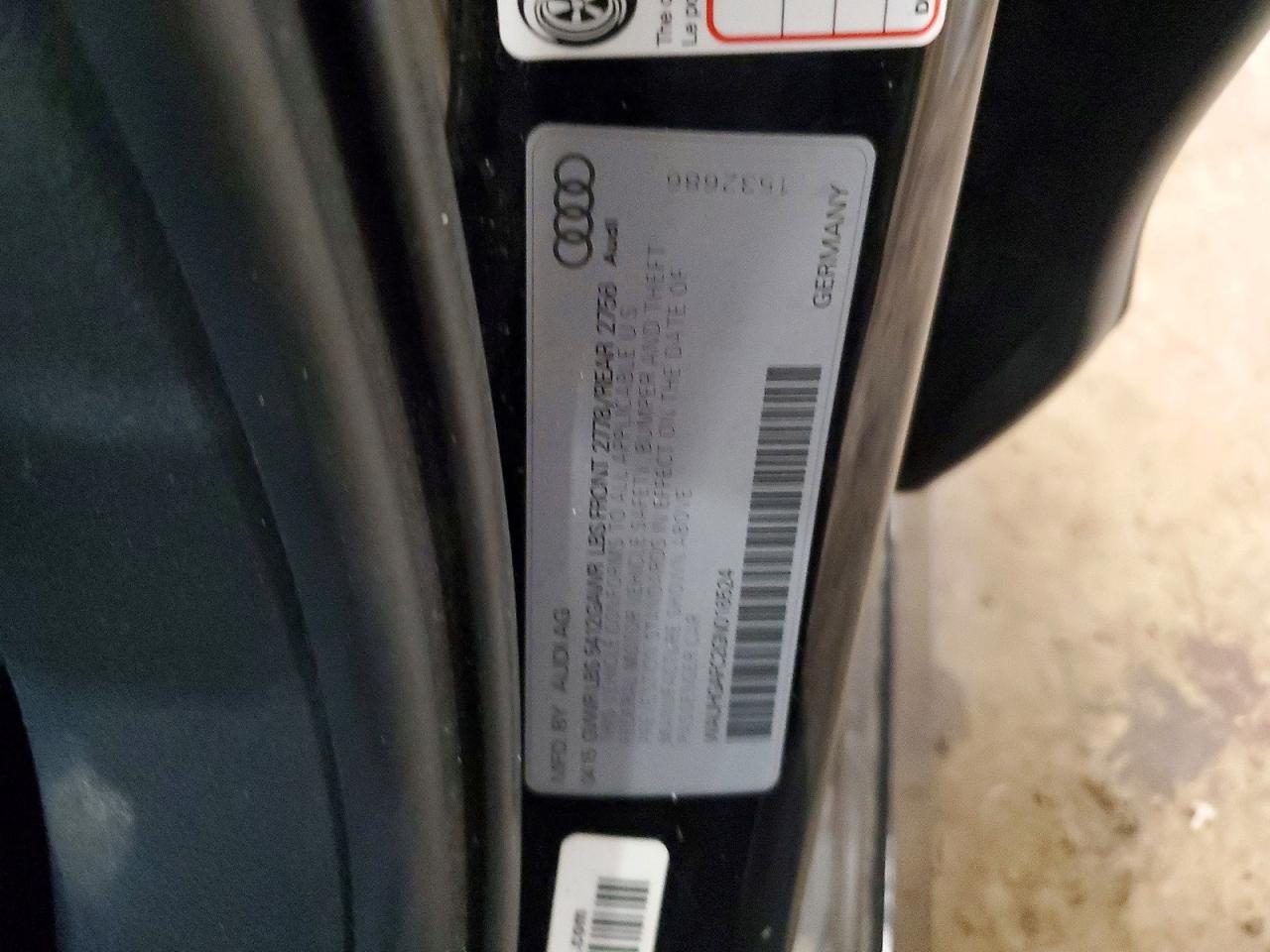 2016 Audi A6 Prestige Черный vin: WAUHGAFC2GN016524