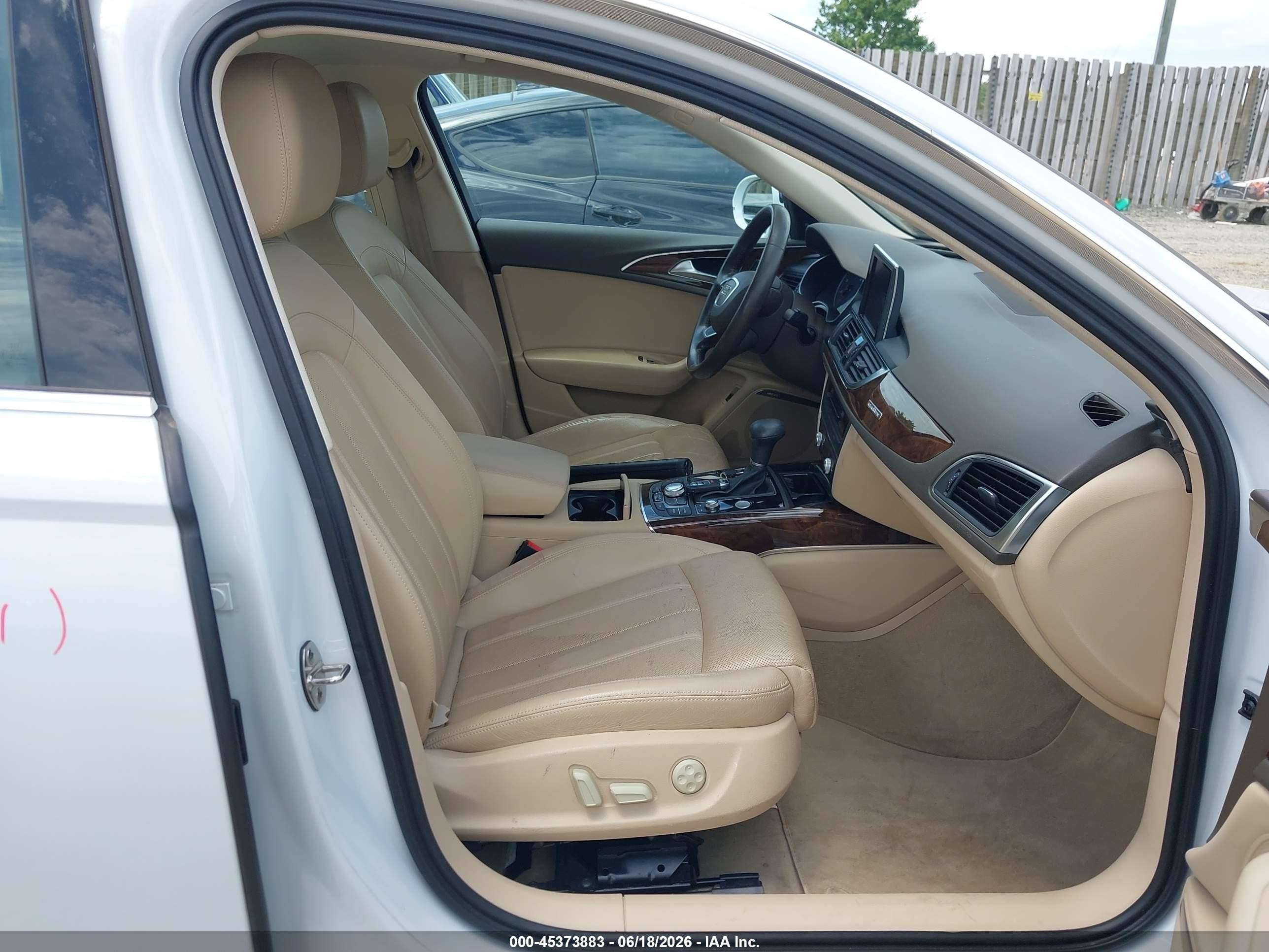 2012 Audi A6 3.0t Prestige White vin: WAUHGAFC7CN061419