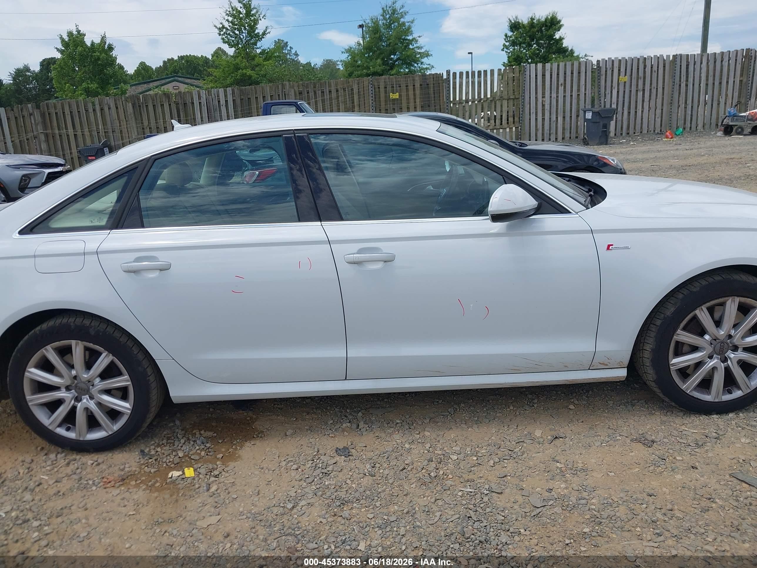 2012 Audi A6 3.0t Prestige White vin: WAUHGAFC7CN061419