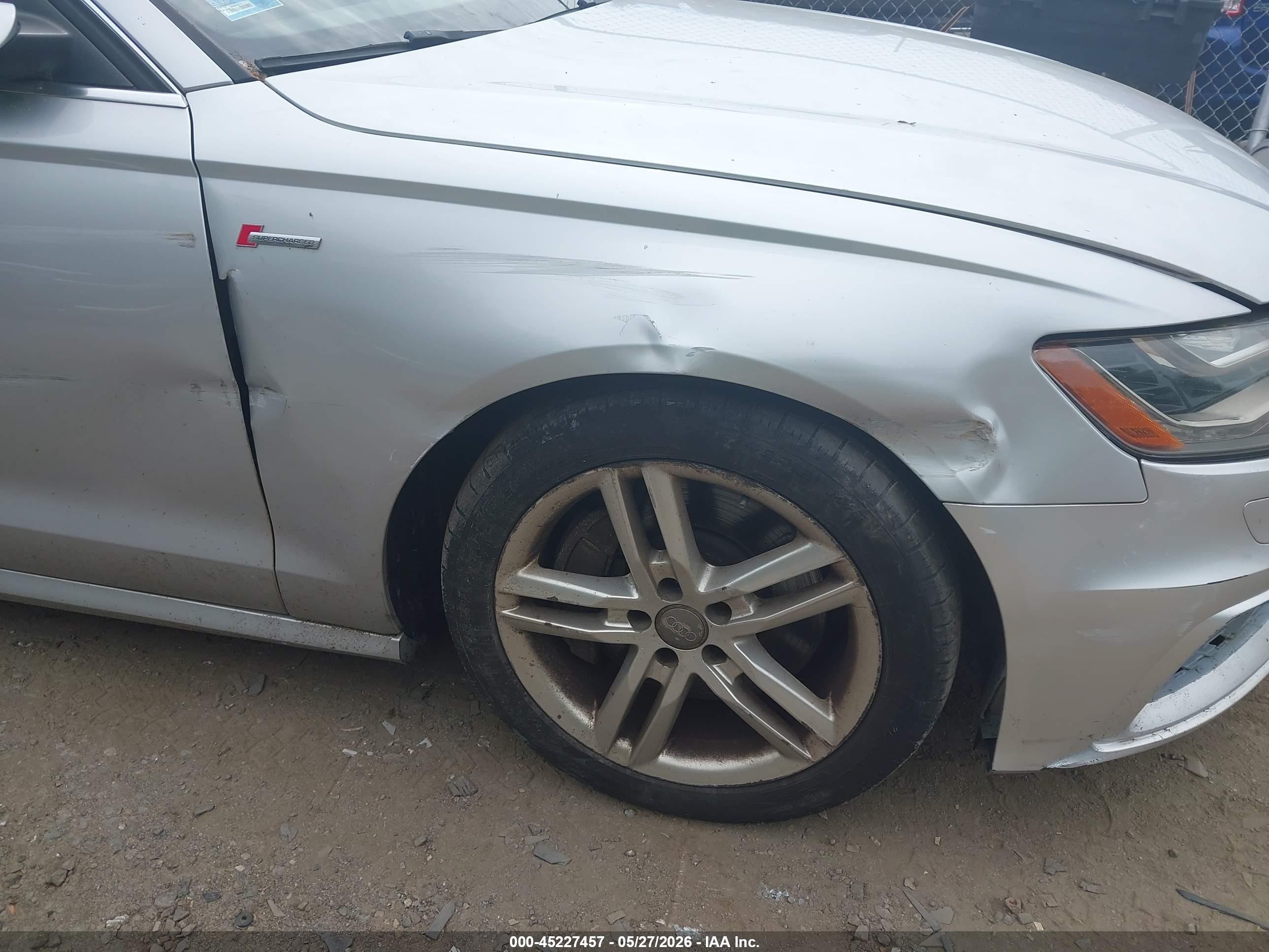 2012 Audi A6 3.0 Premium Silver vin: WAUHGAFC9CN143586