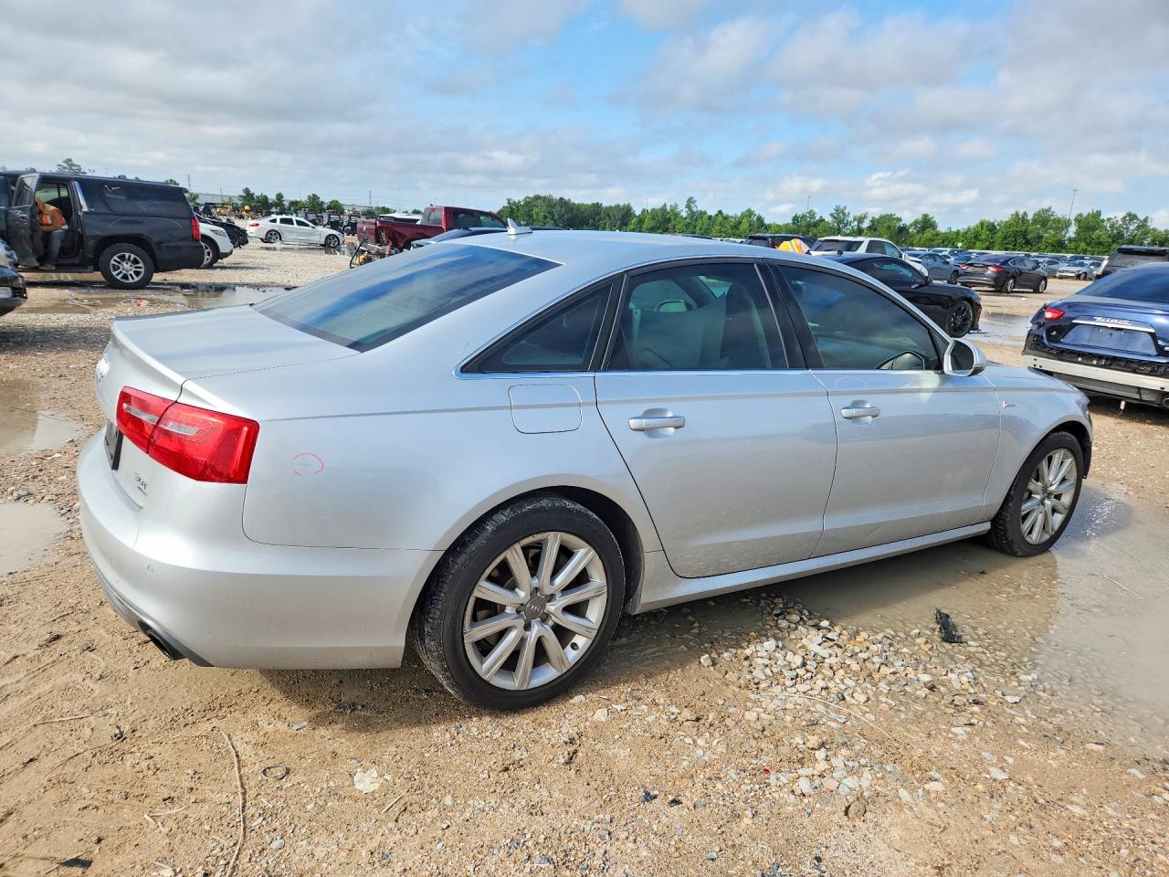 2013 Audi A6 Prestige Silver vin: WAUHGAFC9DN083245