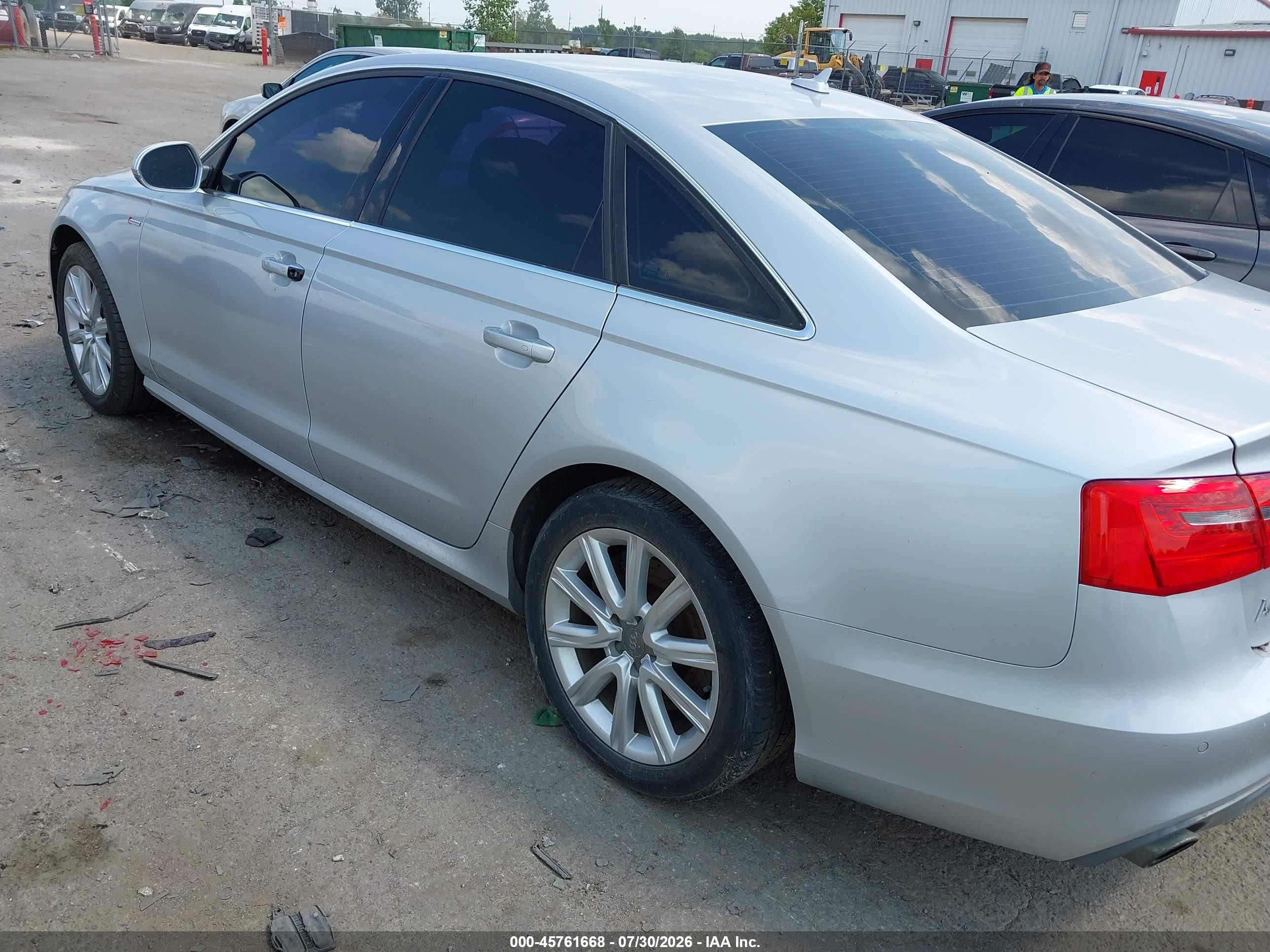 2012 Audi A6 3.0t Prestige Серебряный vin: WAUHGAFCXCN076139