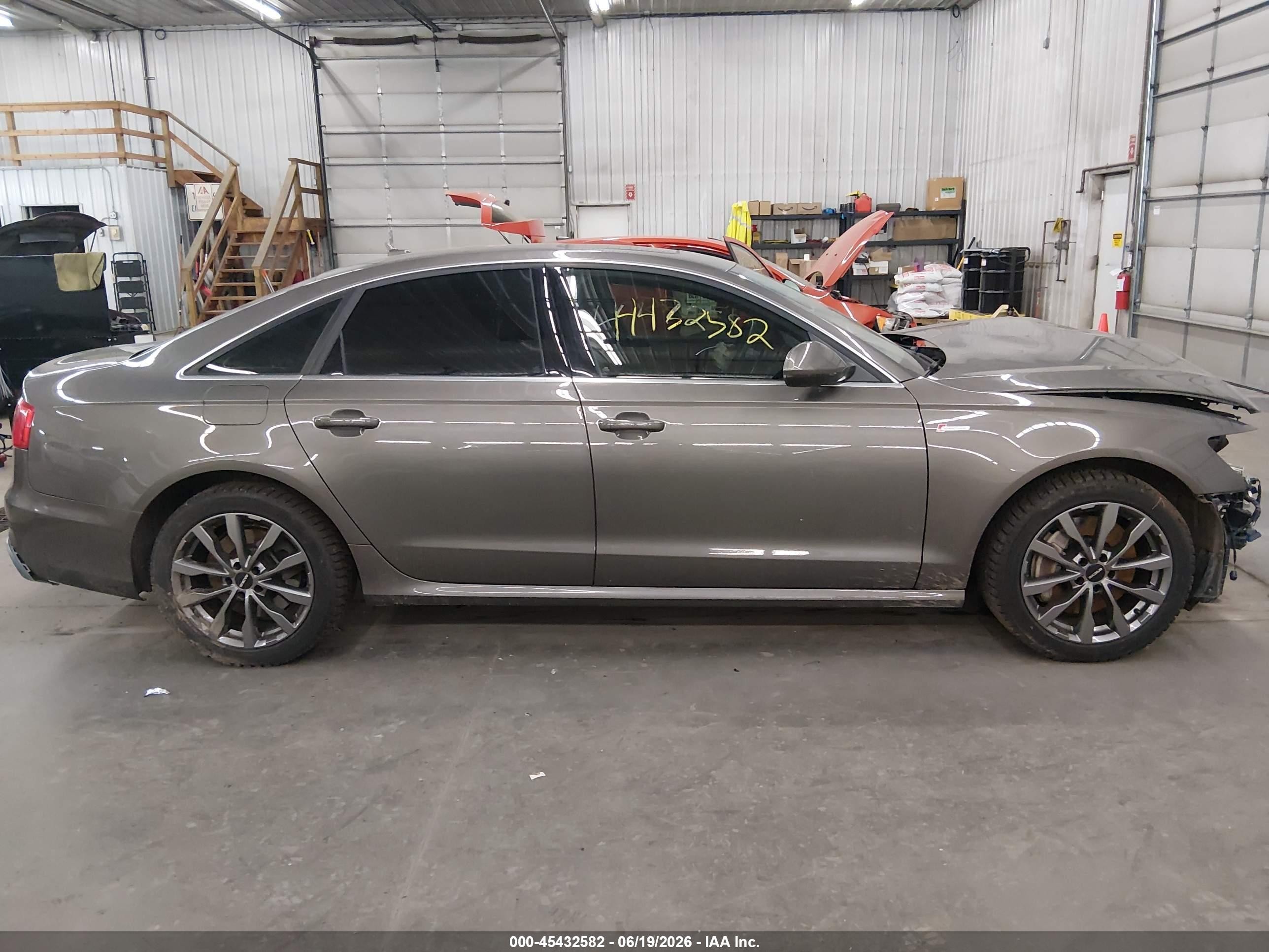 2014 Audi A6 3.0t Premium Plus Gray vin: WAUHGAFCXEN131983