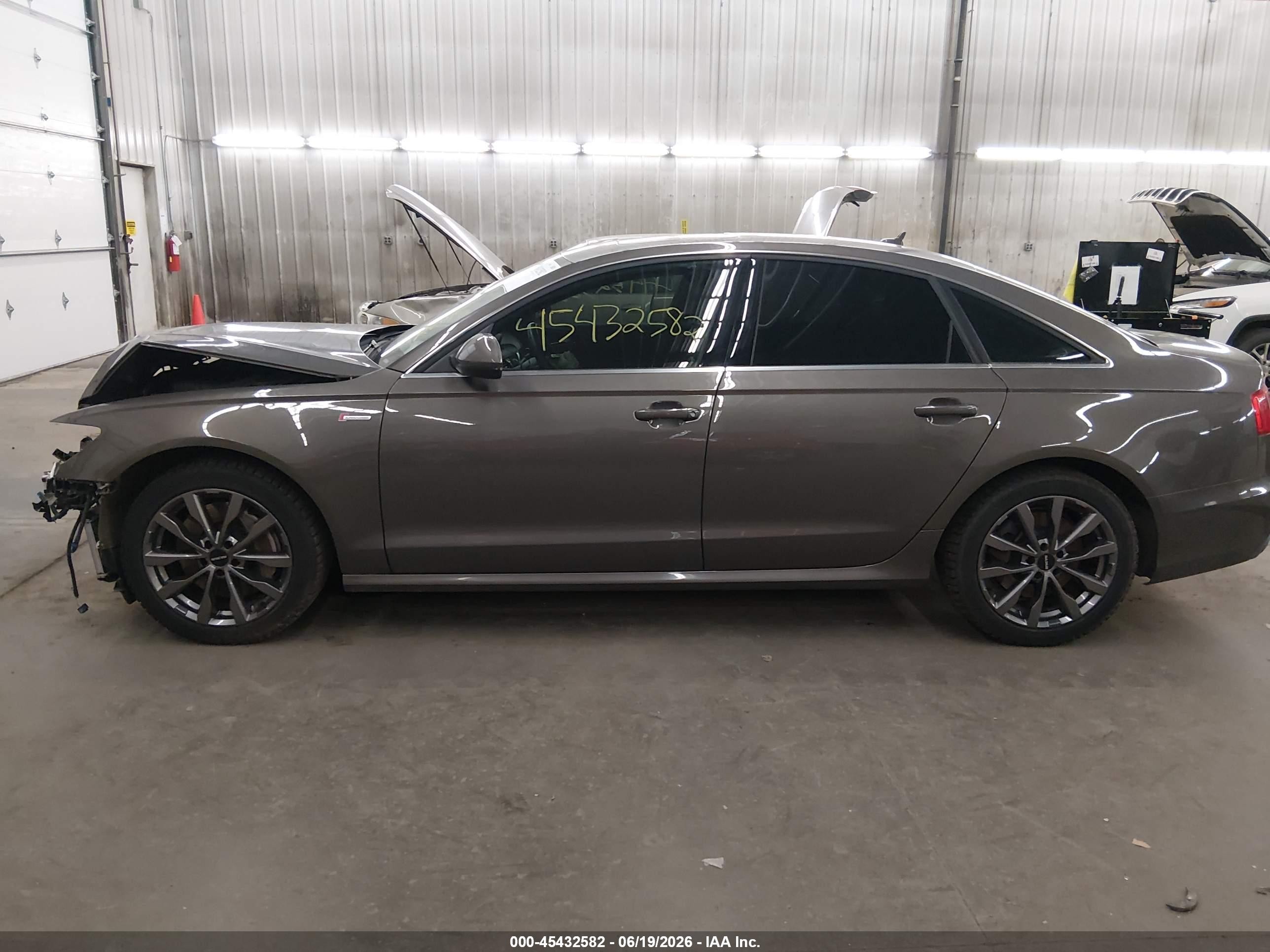 2014 Audi A6 3.0t Premium Plus Gray vin: WAUHGAFCXEN131983