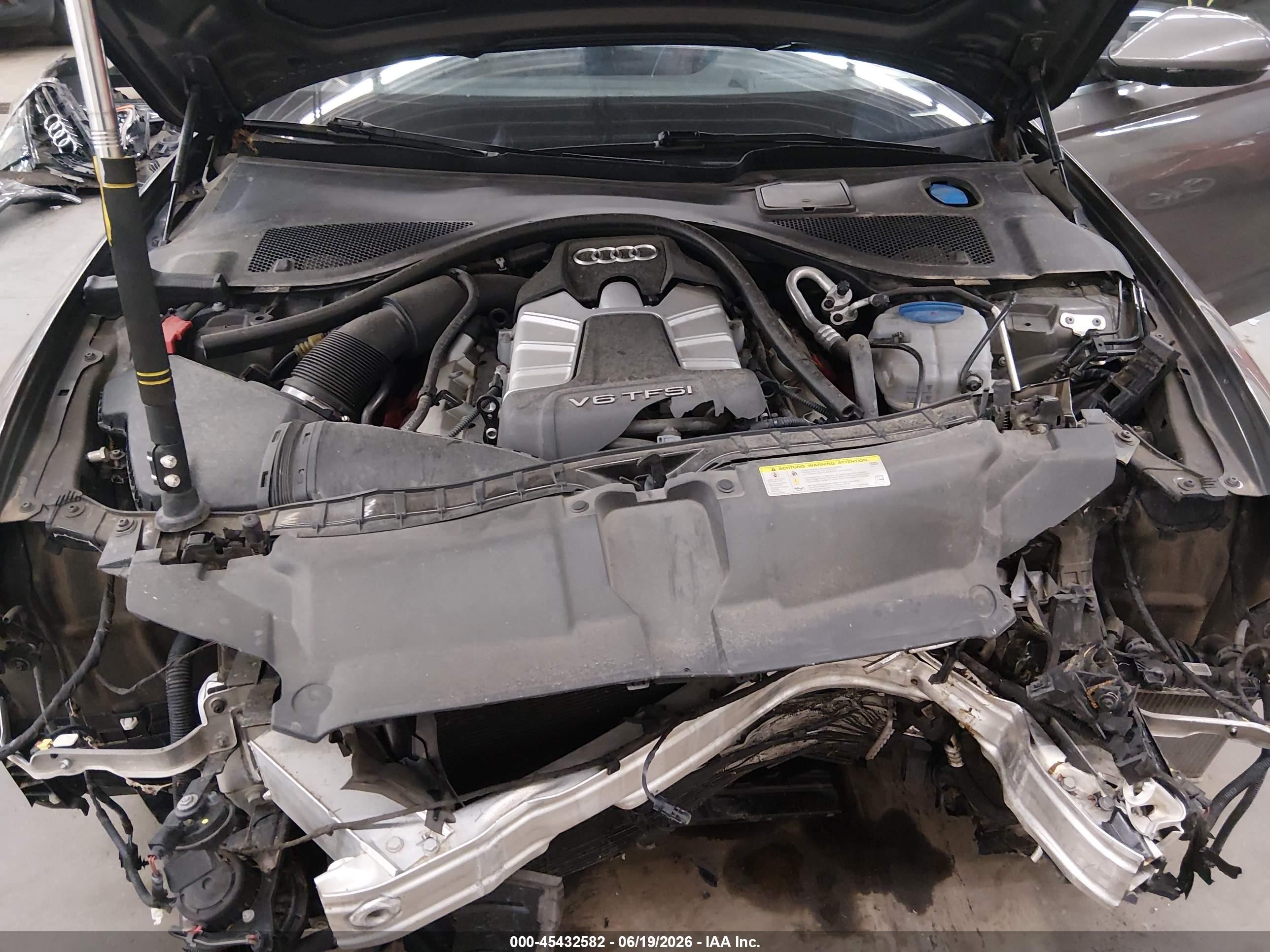 2014 Audi A6 3.0t Premium Plus Gray vin: WAUHGAFCXEN131983