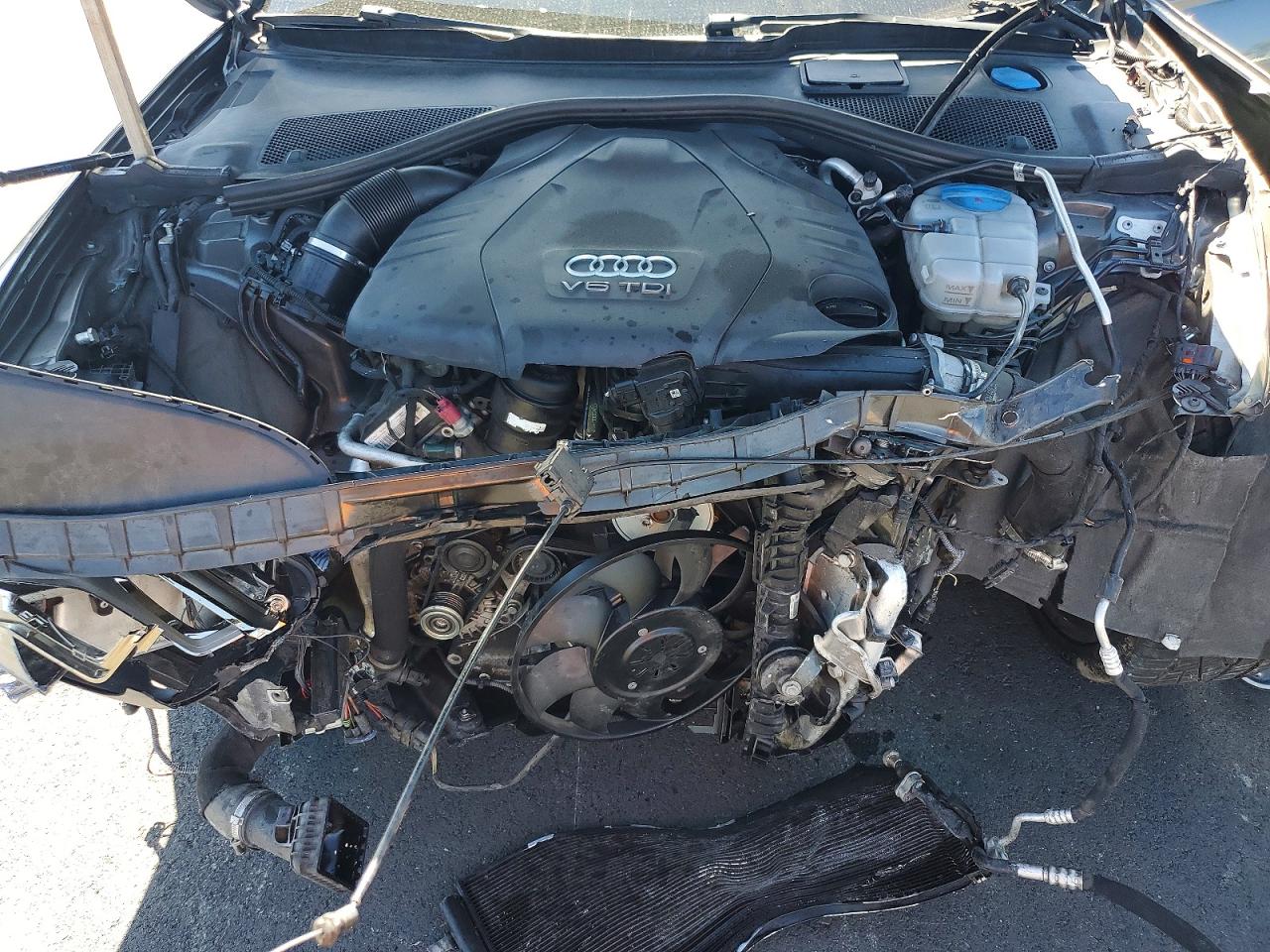 2014 Audi A6 Prestige Charcoal vin: WAUHMAFCXEN115386