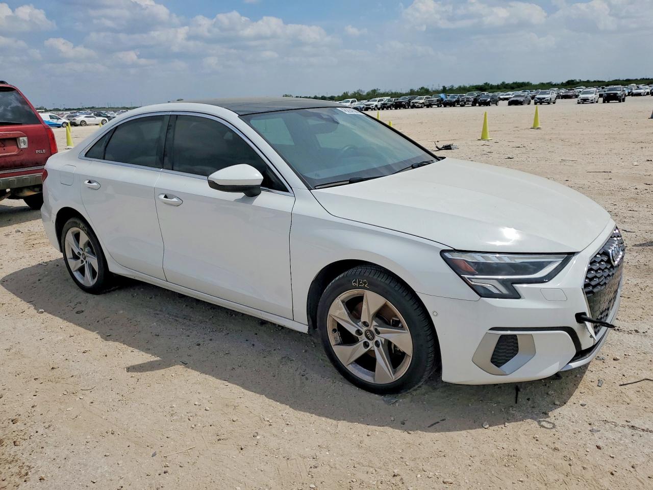 2024 Audi A3 Premium Plus White vin: WAUHUDGY7RA014864