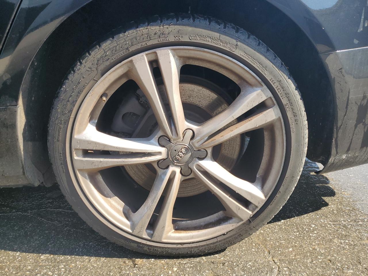 2013 Audi S6 Black vin: WAUJ2AFC1DN037375 Damage: Left Rear Wheel, Curb Rash, > 12 Inches
