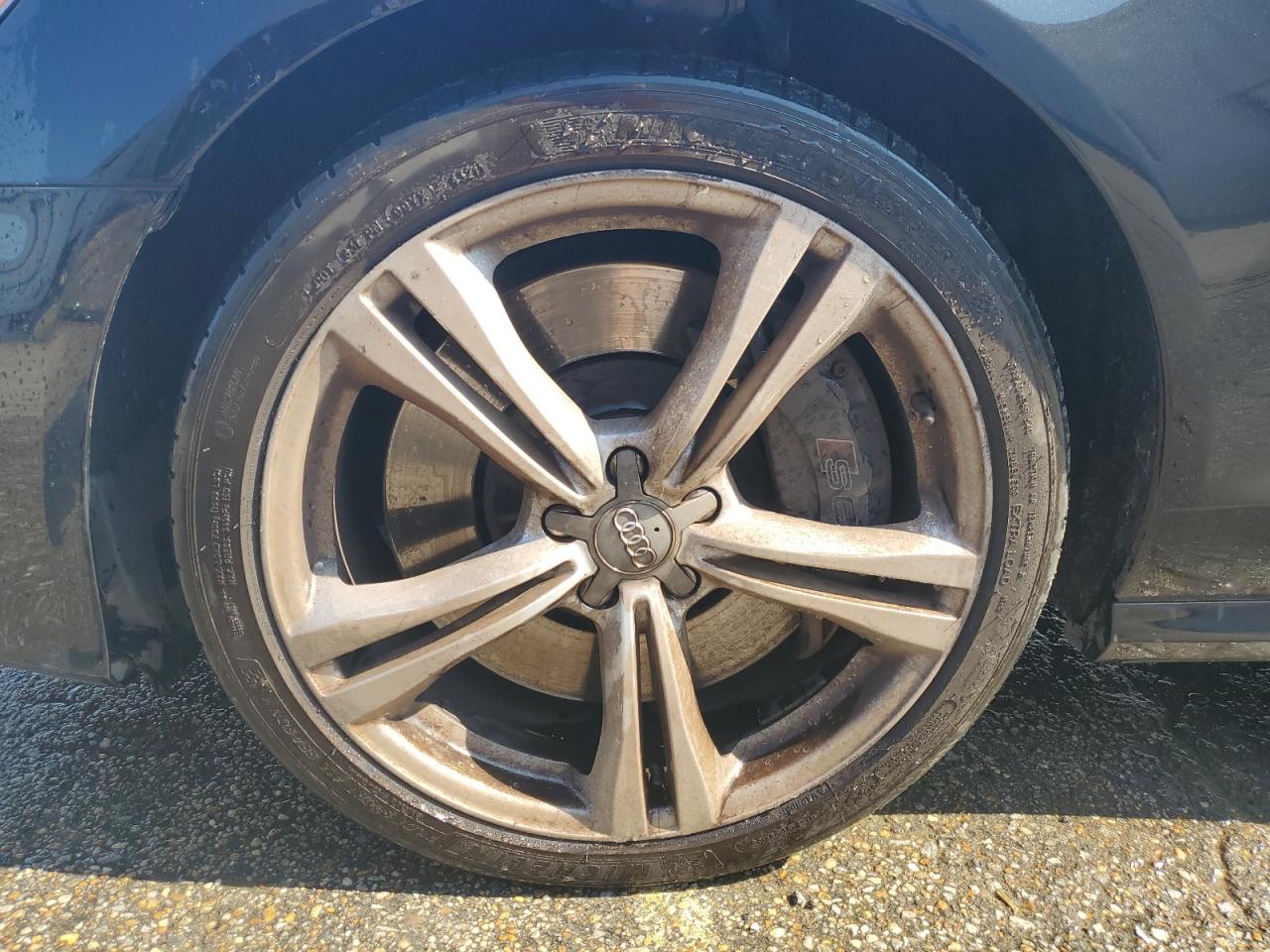 2013 Audi S6 Black vin: WAUJ2AFC1DN037375 Damage: Left Front Wheel, Curb Rash, > 12 Inches