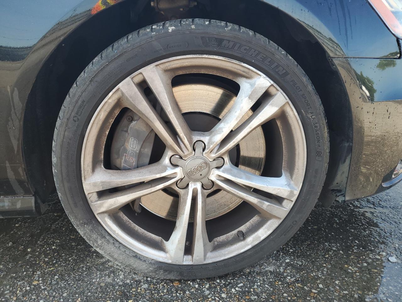 2013 Audi S6 Black vin: WAUJ2AFC1DN037375 Damage: Right Front Wheel, Curb Rash, > 12 Inches