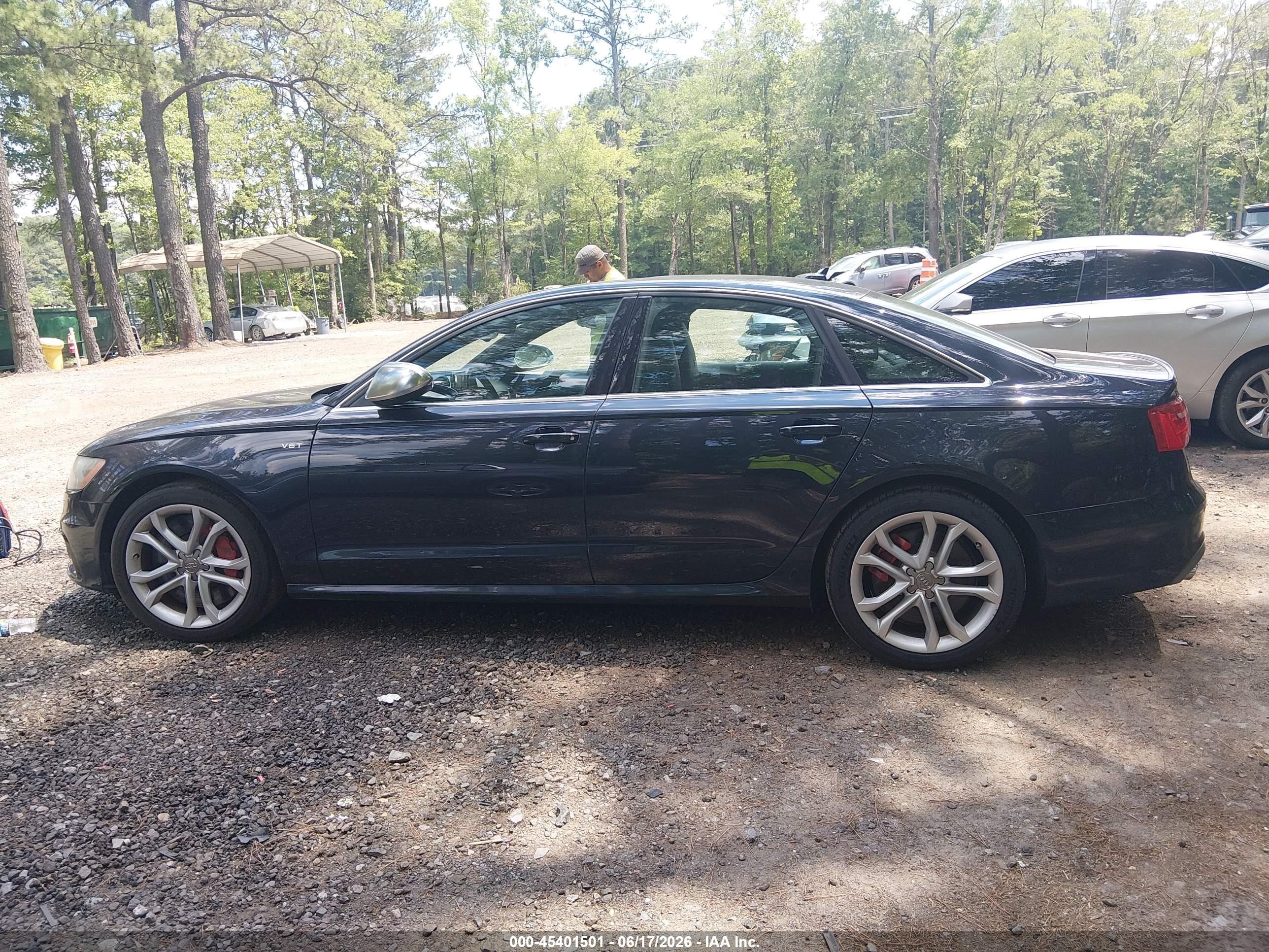 2013 Audi S6 4.0t Prestige Черный vin: WAUJ2AFC2DN030631