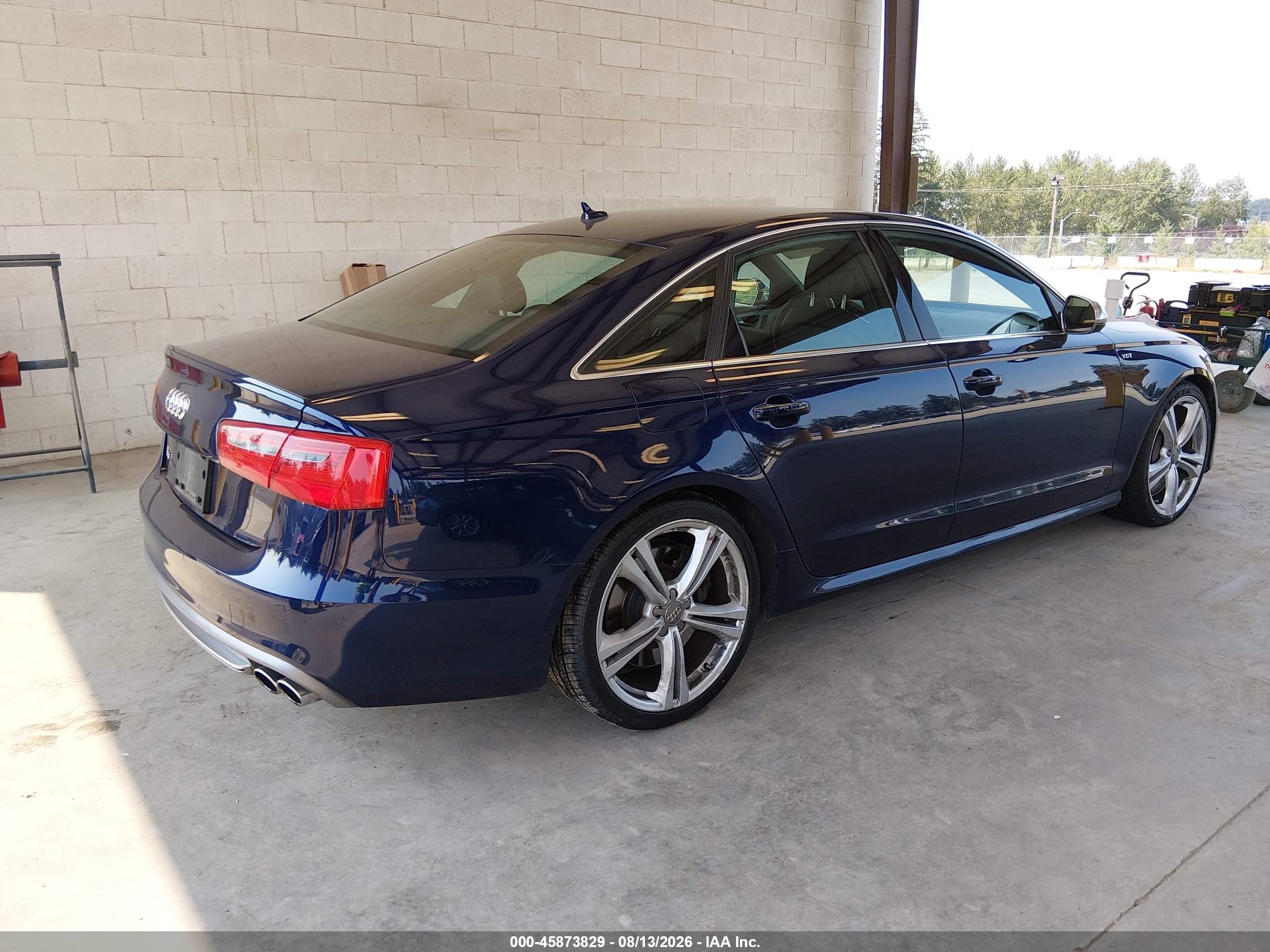 2013 Audi S6 4.0t Prestige Blue vin: WAUJ2AFC2DN050877