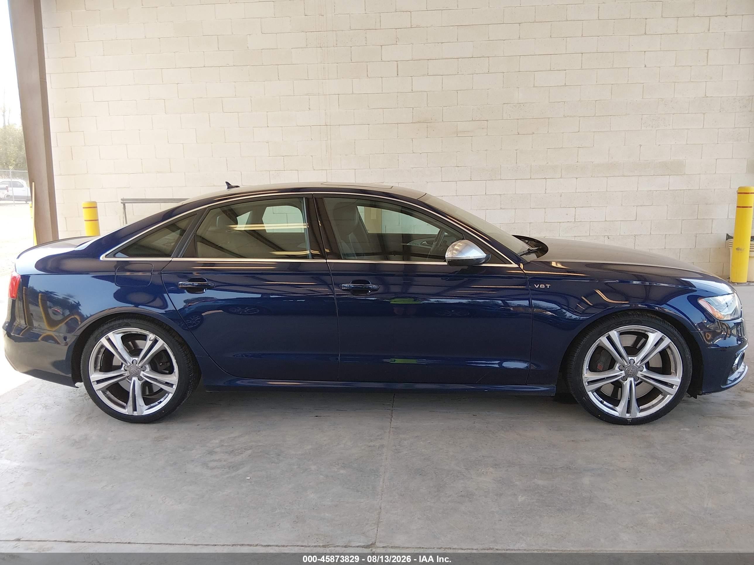 2013 Audi S6 4.0t Prestige Blue vin: WAUJ2AFC2DN050877