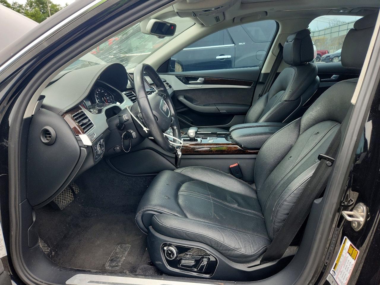 2015 Audi A8 Quattro Black vin: WAUJ2AFD5FN025452