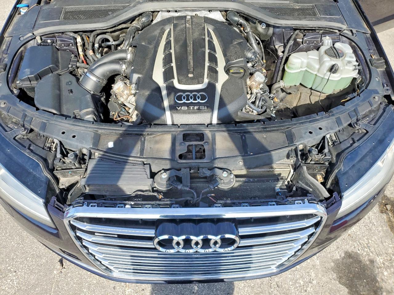 2015 Audi A8 Quattro Black vin: WAUJ2AFD5FN034085