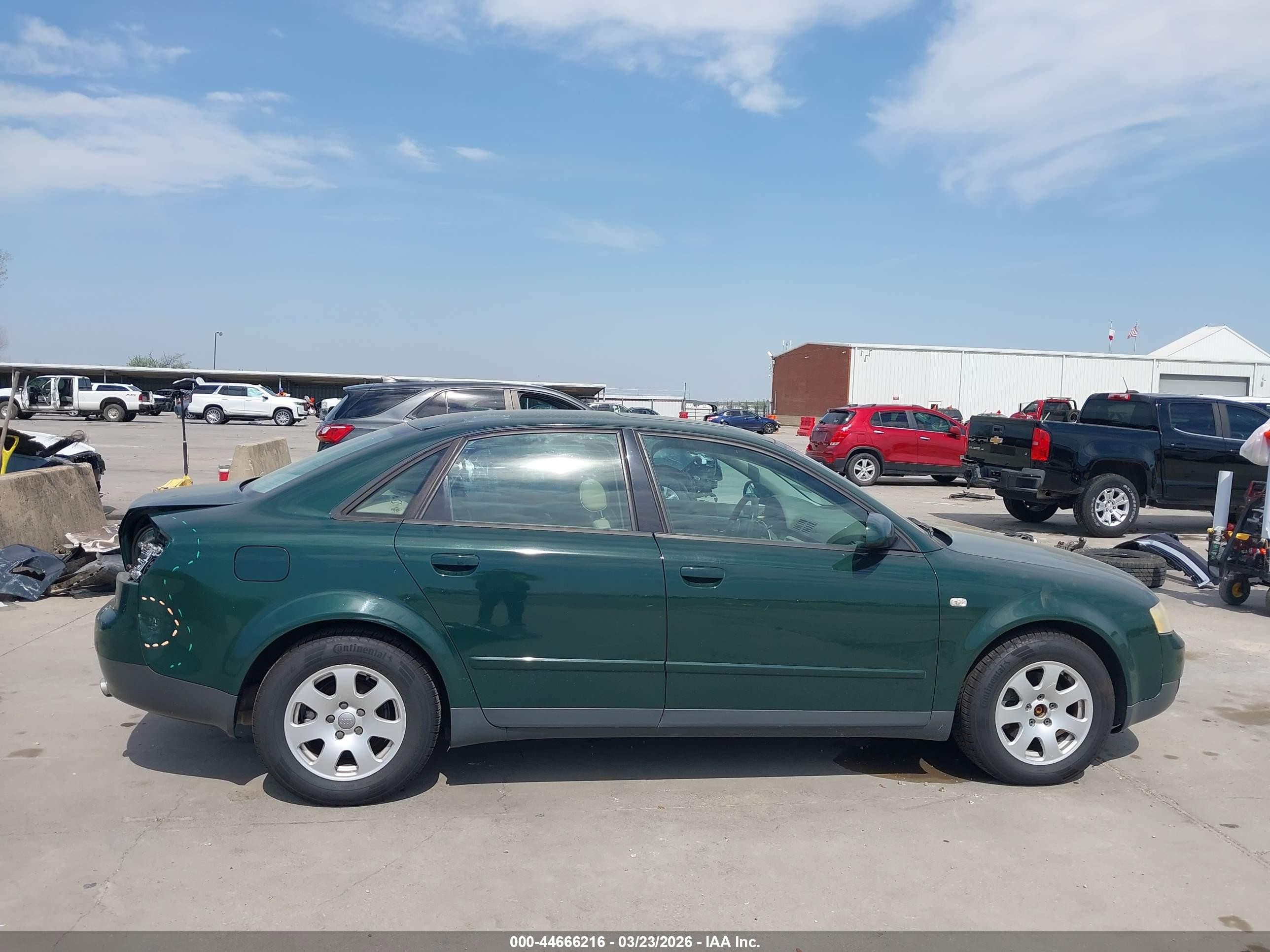 2002 Audi A4 1.8t Зеленый vin: WAUJC68E22A265415