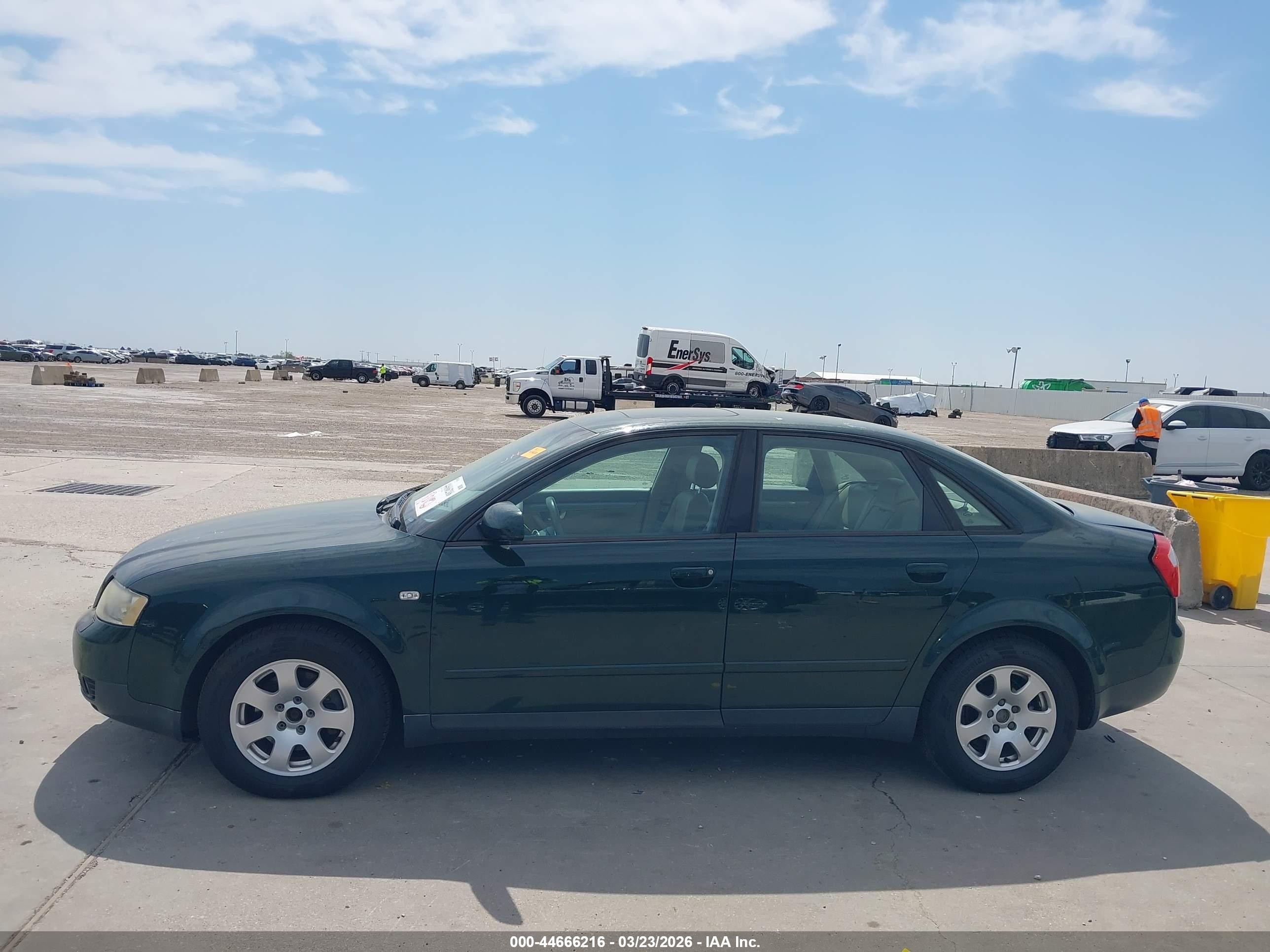 2002 Audi A4 1.8t Зеленый vin: WAUJC68E22A265415