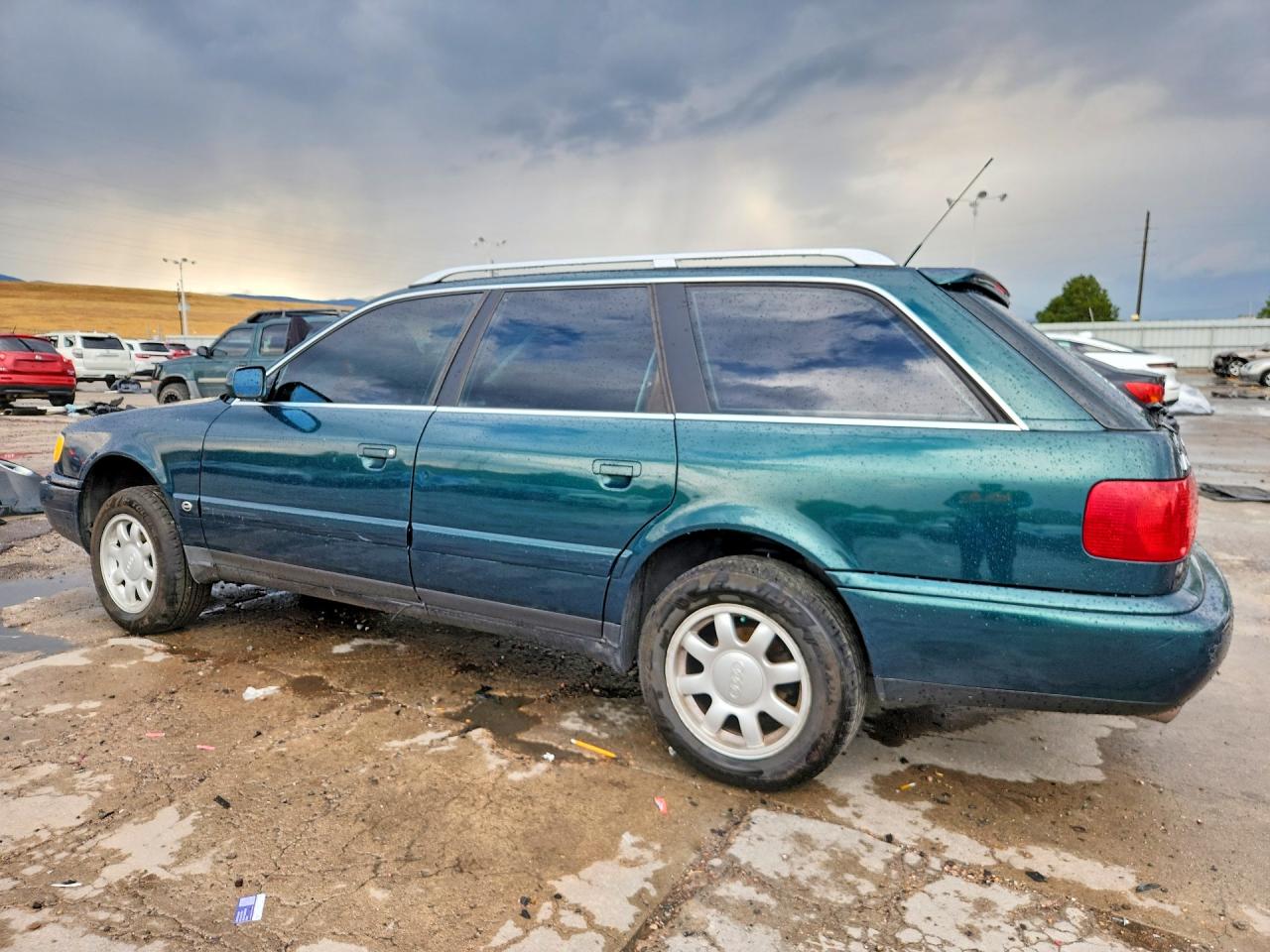 1997 Audi A6 Quattro Wagon Green vin: WAUJC84A0VN011858