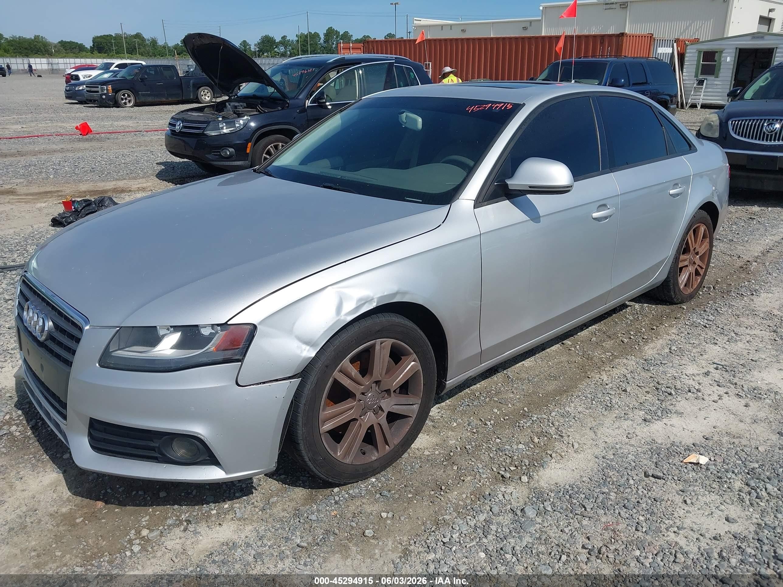 2009 Audi A4 2.0t Premium Silver vin: WAUJF78K49N060362