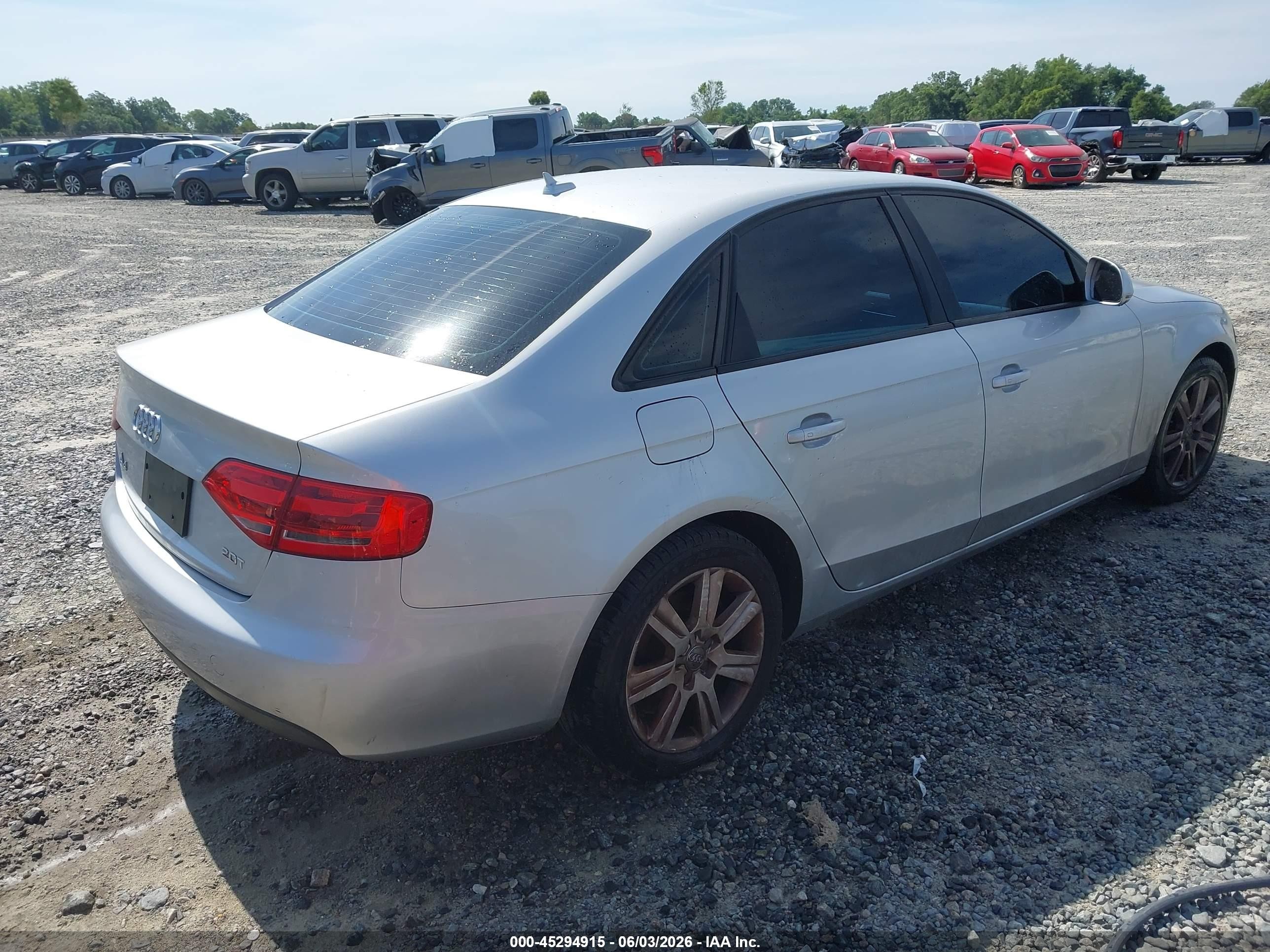 2009 Audi A4 2.0t Premium Silver vin: WAUJF78K49N060362