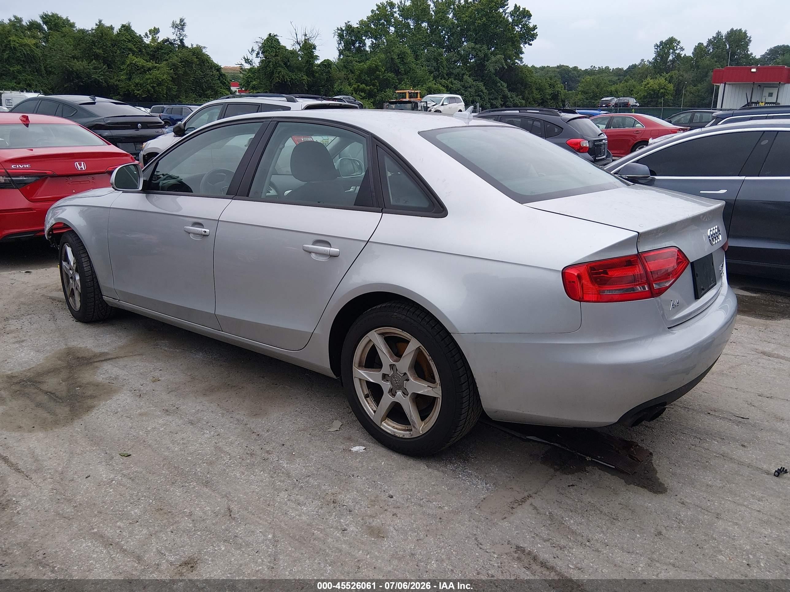 2009 Audi A4 2.0t Premium Silver vin: WAUJF78K89N046951